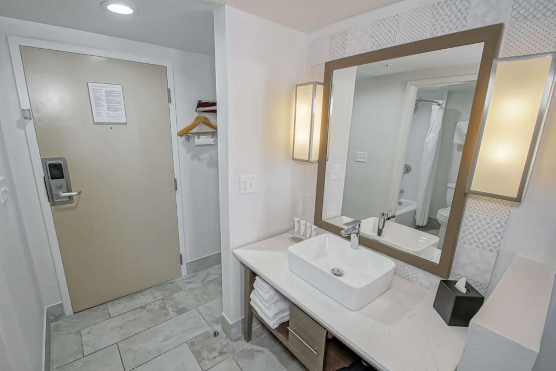 Country Inn & Suites by Radisson, New Orleans I-10 East, LA gallery photo in New Orleans, LA — image 57