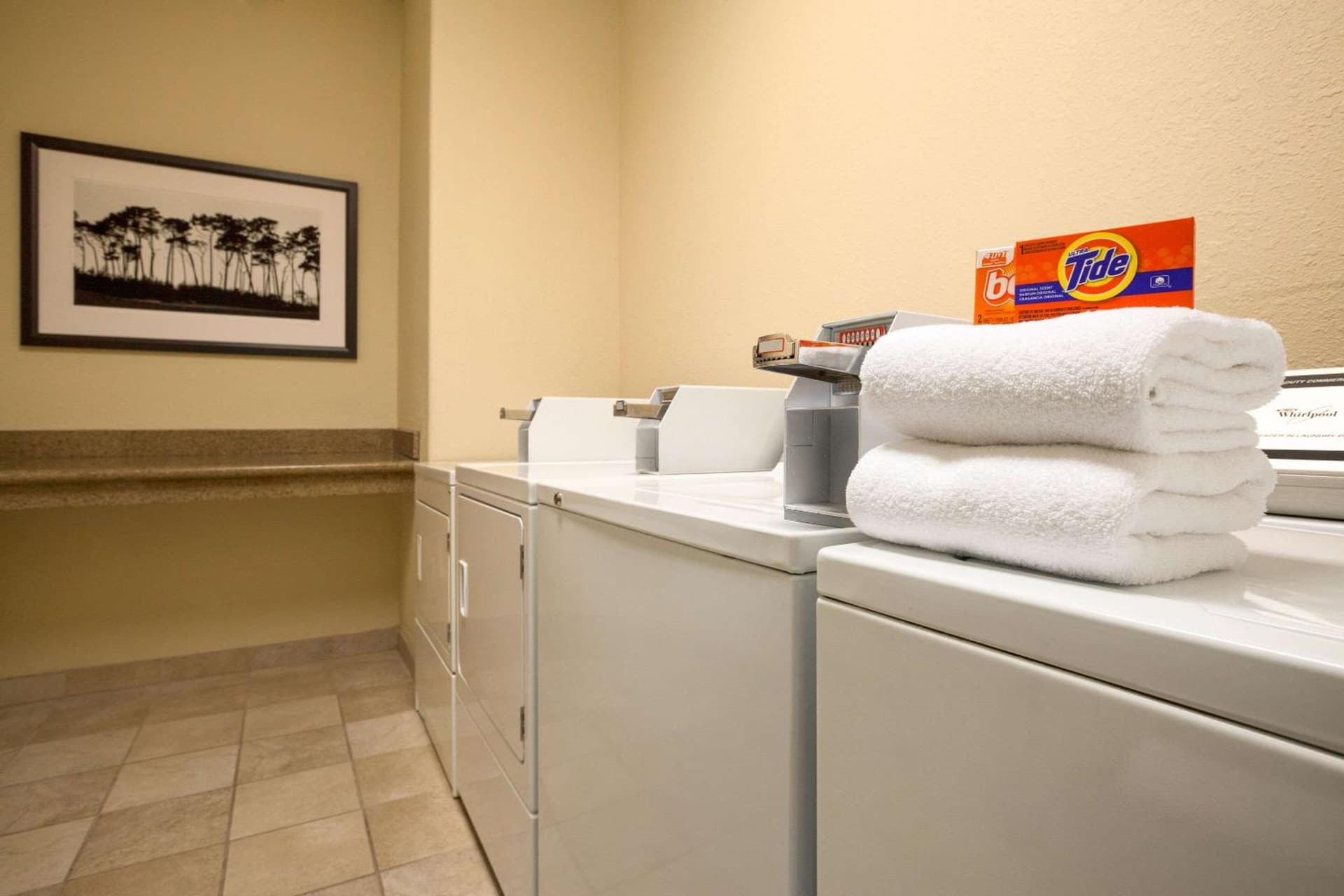 Country Inn & Suites by Radisson, New Orleans I-10 East, LA gallery photo in New Orleans, LA — image 14