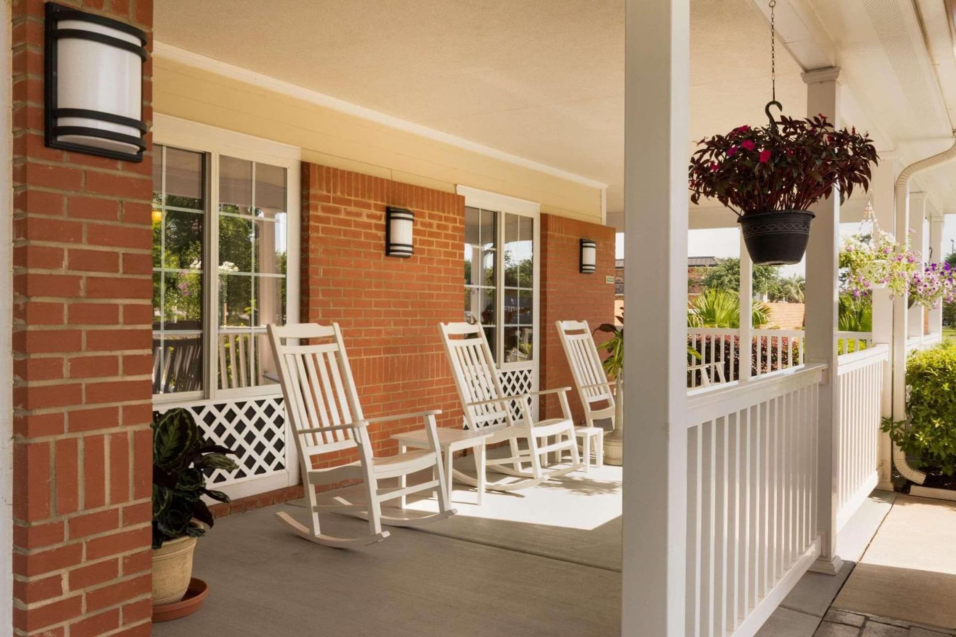 Country Inn & Suites by Radisson, Covington, LA interior in Covington, LA — gallery photo 2