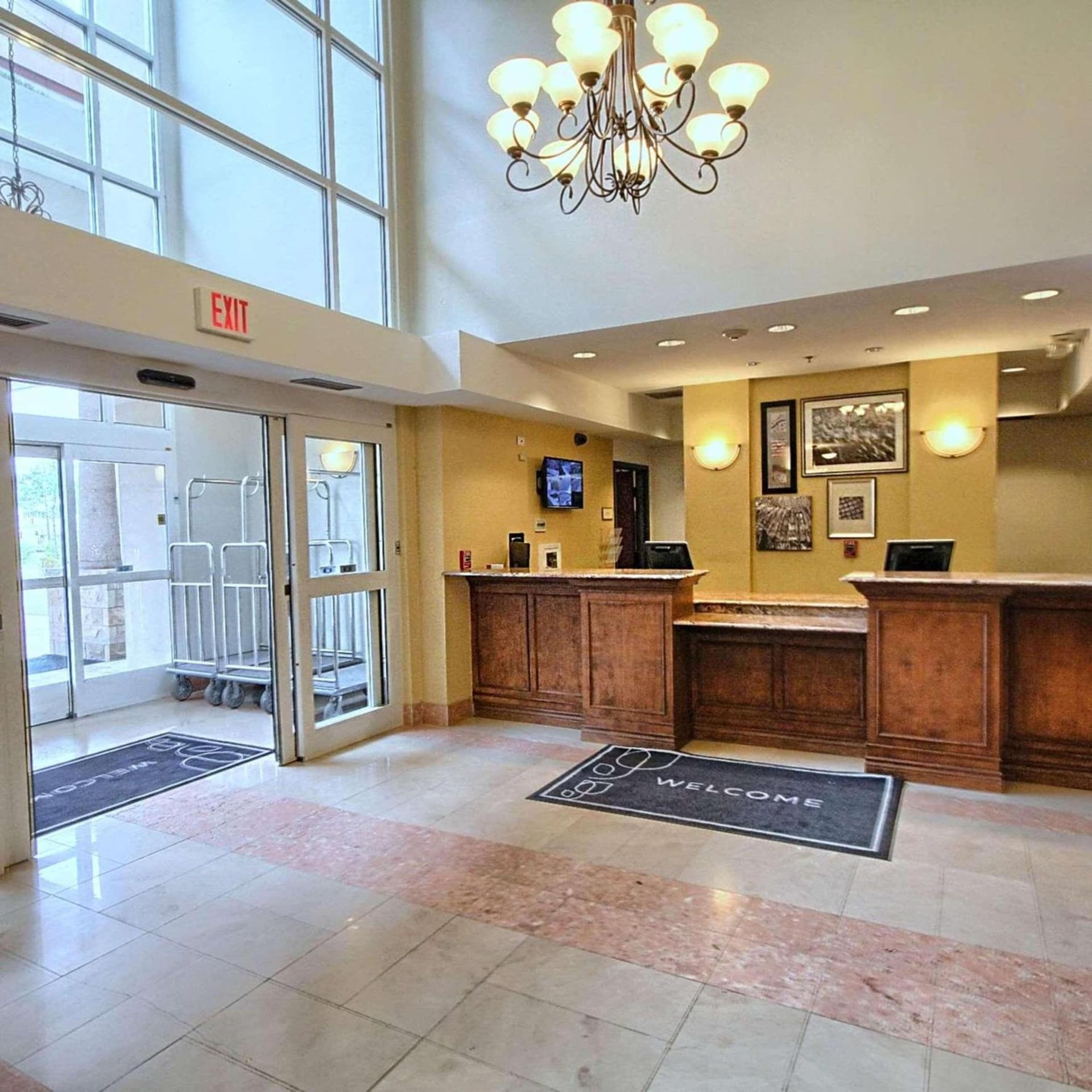 Country Inn & Suites by Radisson, Dearborn, MI gallery photo in Dearborn, MI — image 28