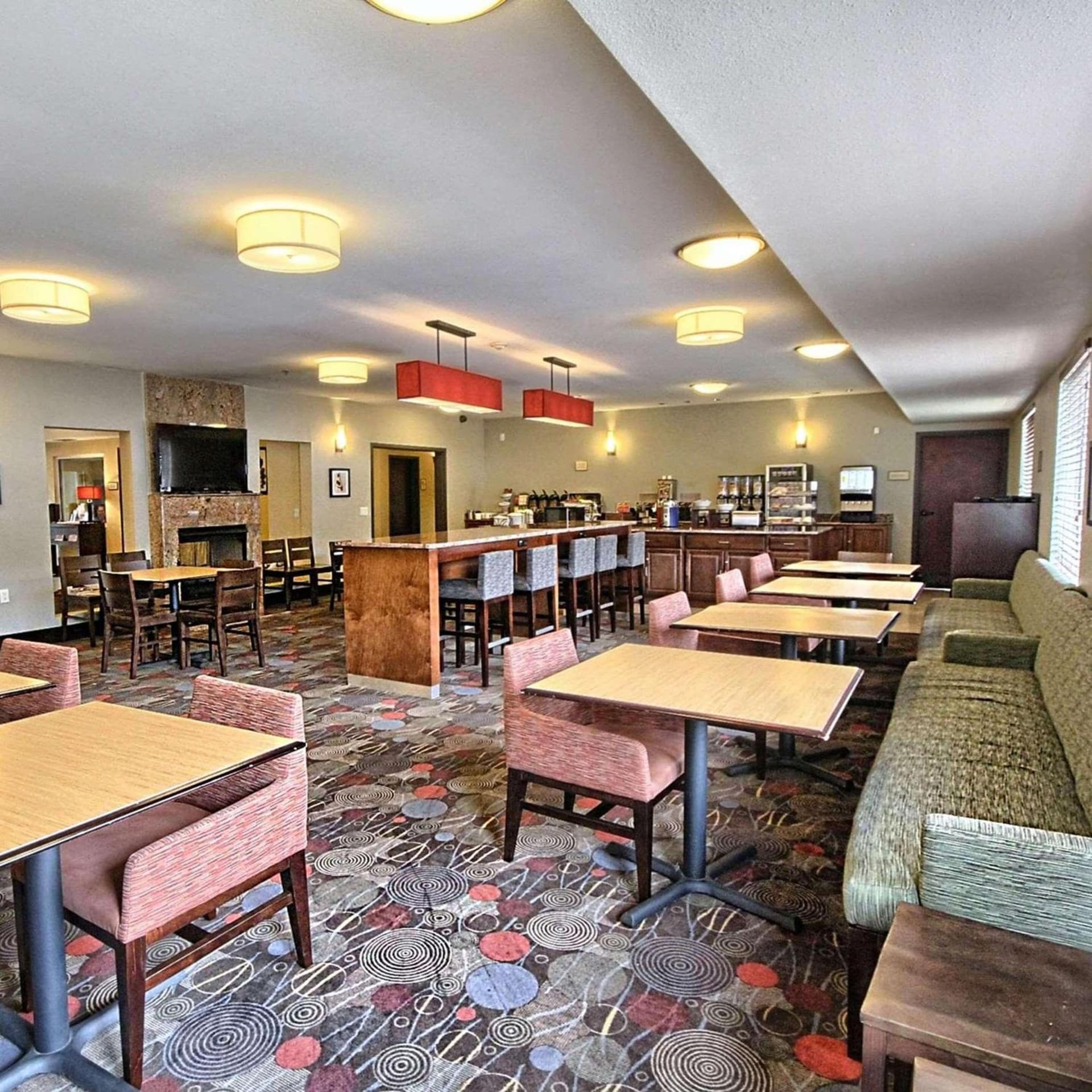 Country Inn & Suites by Radisson, Dearborn, MI gallery photo in Dearborn, MI — image 9