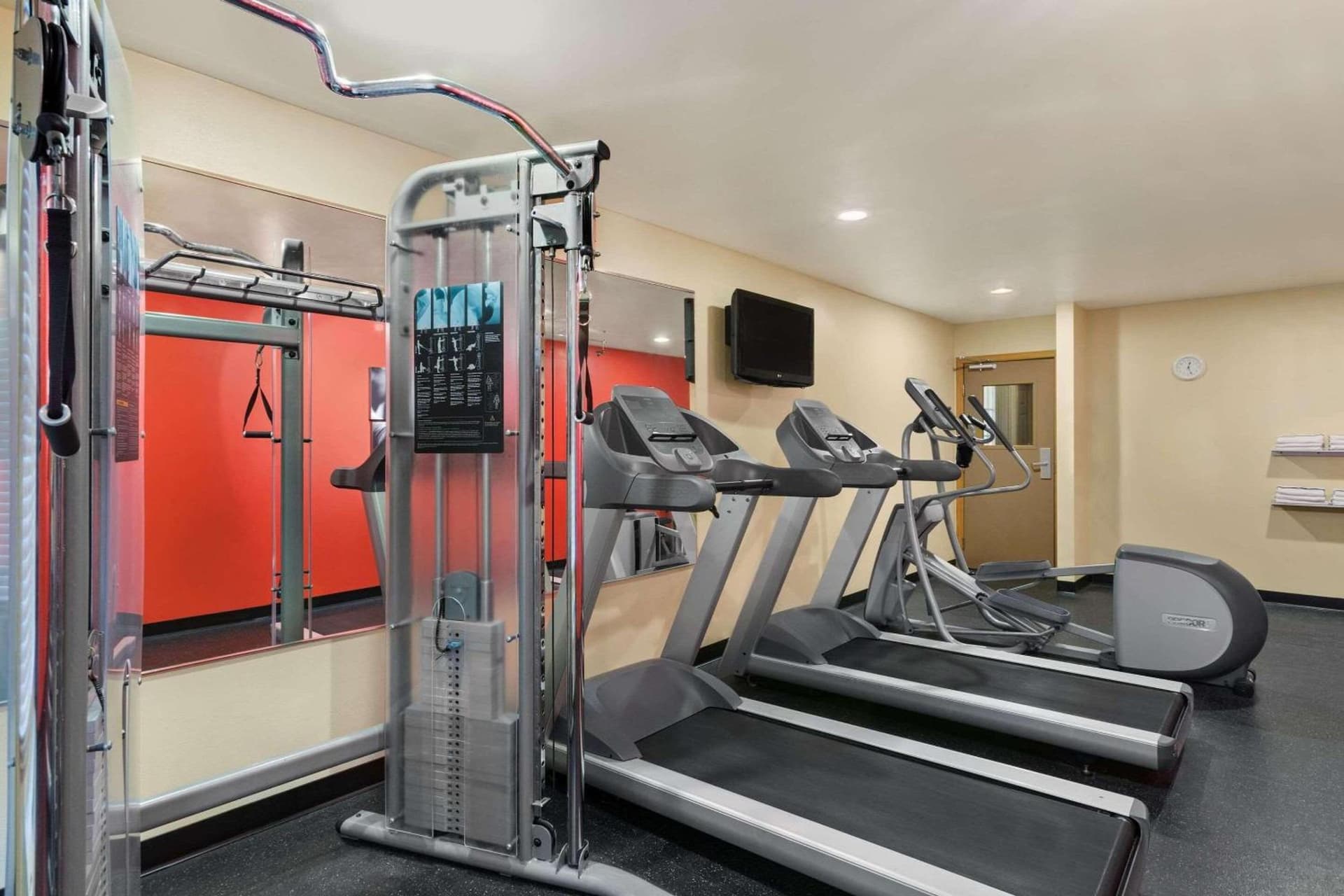 Country Inn & Suites by Radisson, Holland, MI interior in Holland, MI — gallery photo 2