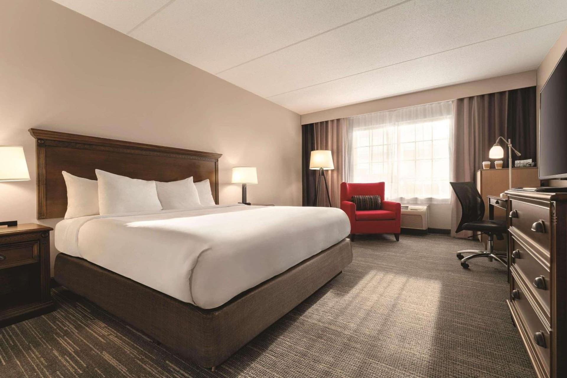 Country Inn & Suites by Radisson, Grand Rapids East, MI gallery photo in Grand Rapids, MI — image 42