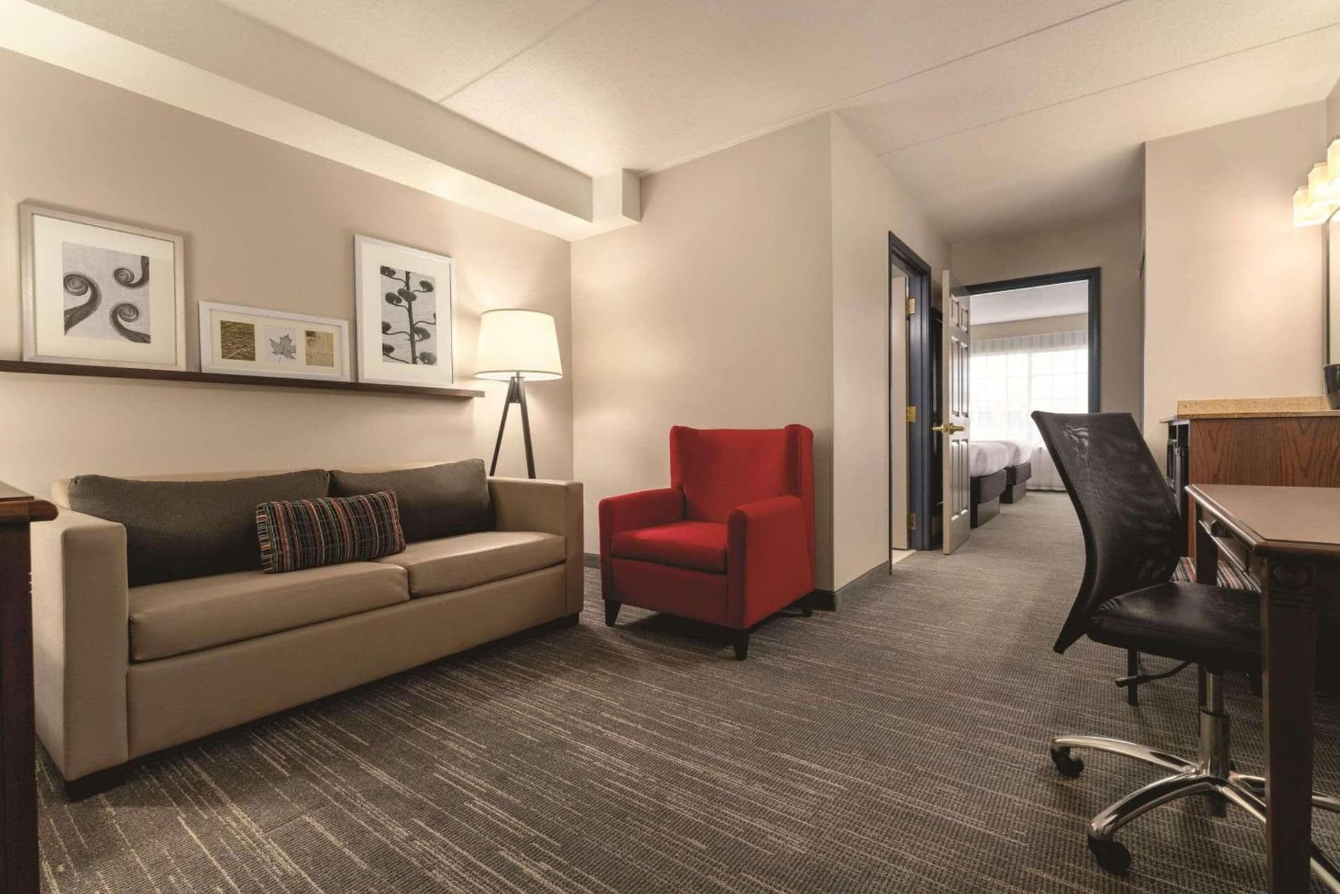 Country Inn & Suites by Radisson, Grand Rapids East, MI property views in Grand Rapids, MI — gallery photo 3
