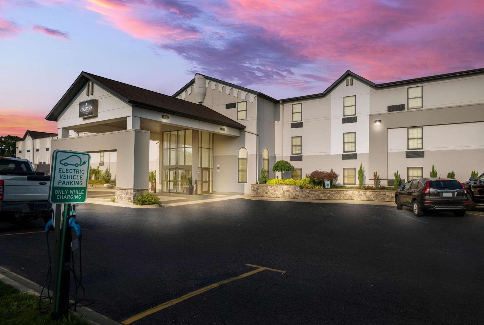 Country Inn & Suites by Radisson, Grandville-Grand Rapids West, MI property views in Grandville, MI — gallery photo 3