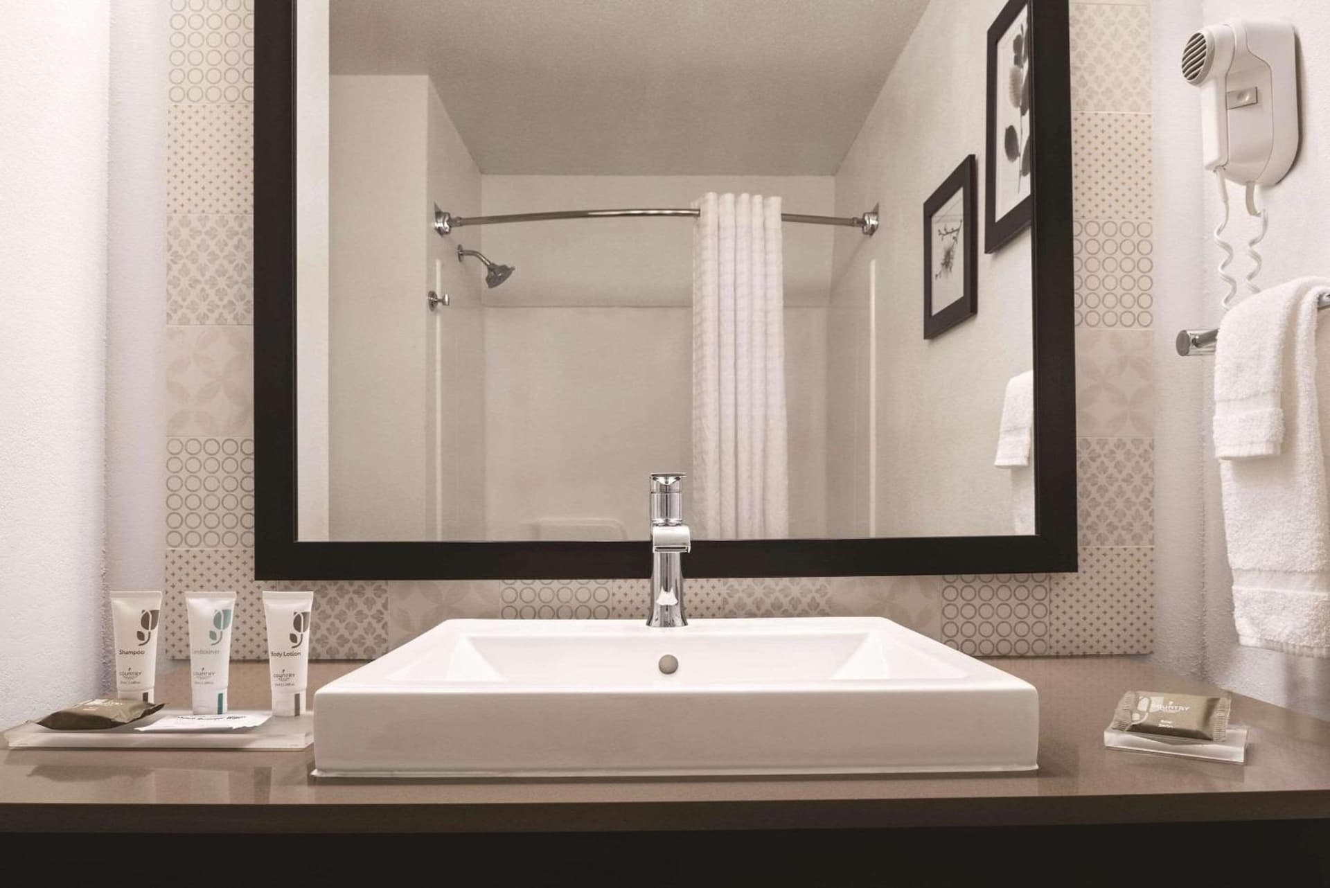 Country Inn & Suites by Radisson, Cottage Grove, MN gallery photo in Cottage Grove, MN — image 22