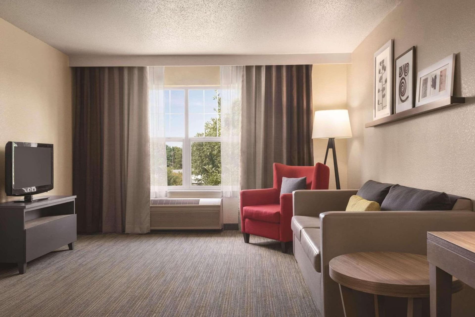Country Inn & Suites by Radisson, Cottage Grove, MN gallery photo in Cottage Grove, MN — image 14