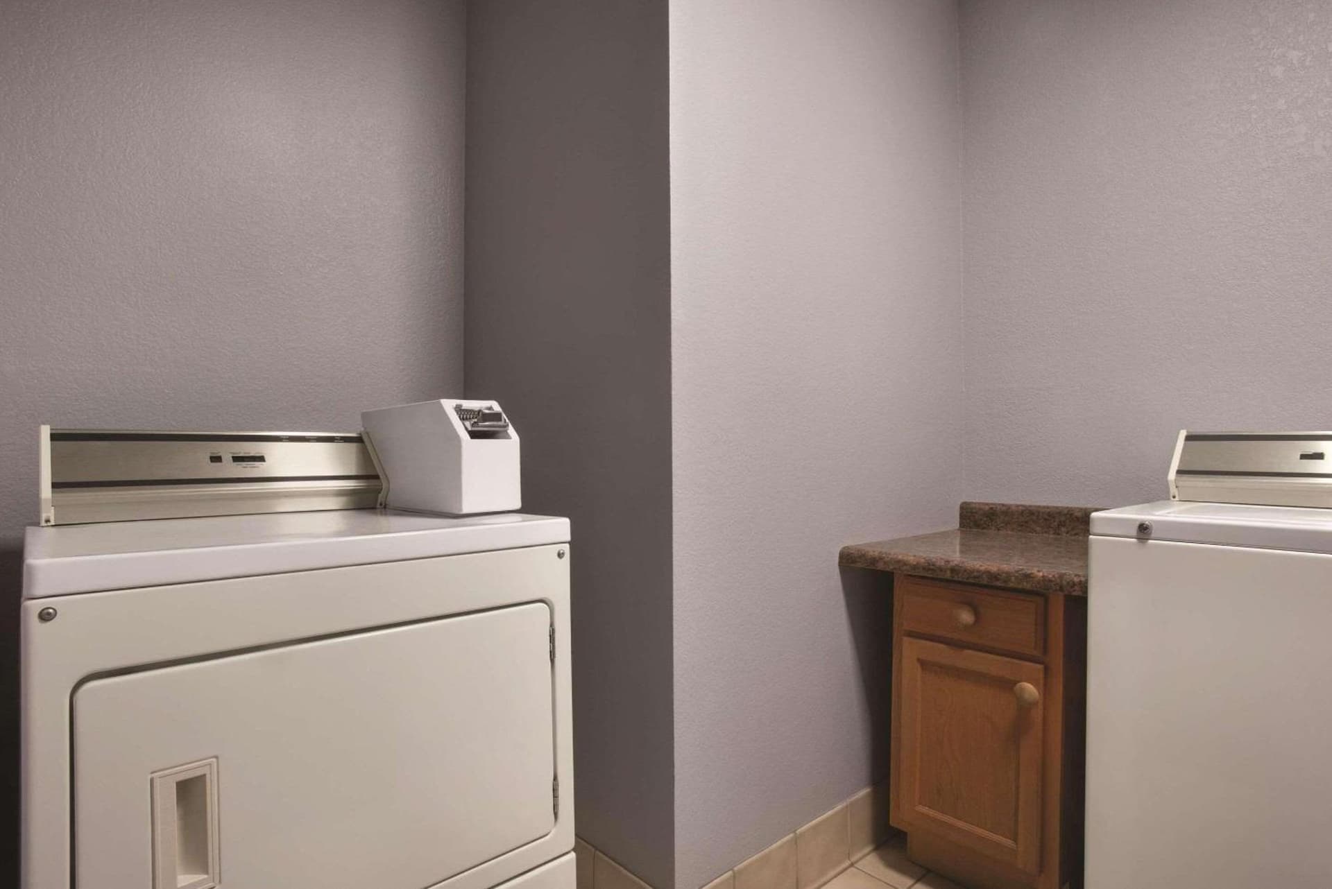 Country Inn & Suites by Radisson, Cottage Grove, MN gallery photo in Cottage Grove, MN — image 35