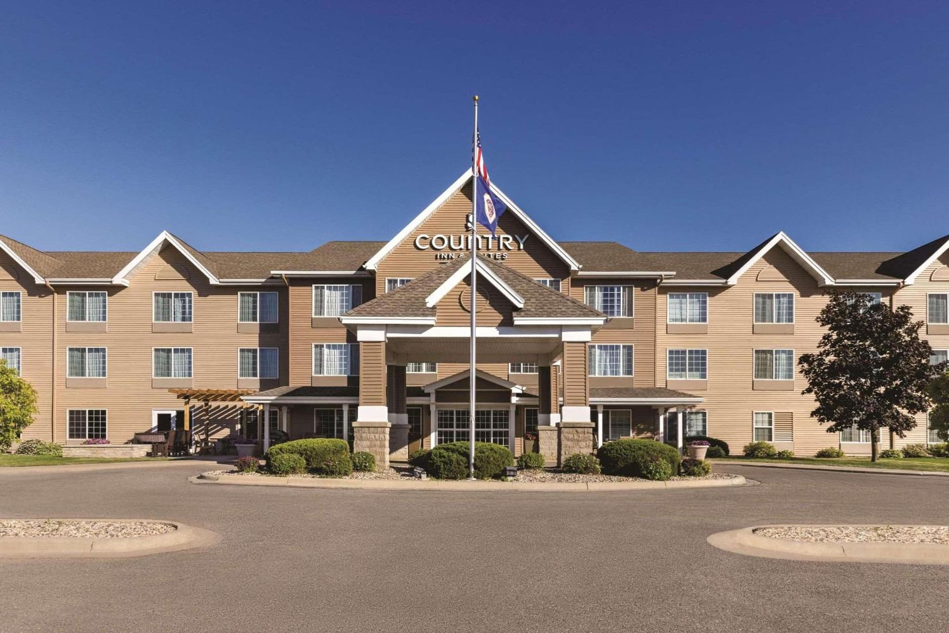 Country Inn & Suites by Radisson, Albert Lea - Austin featured exterior or lobby in Albert Lea, MN — similar hotel