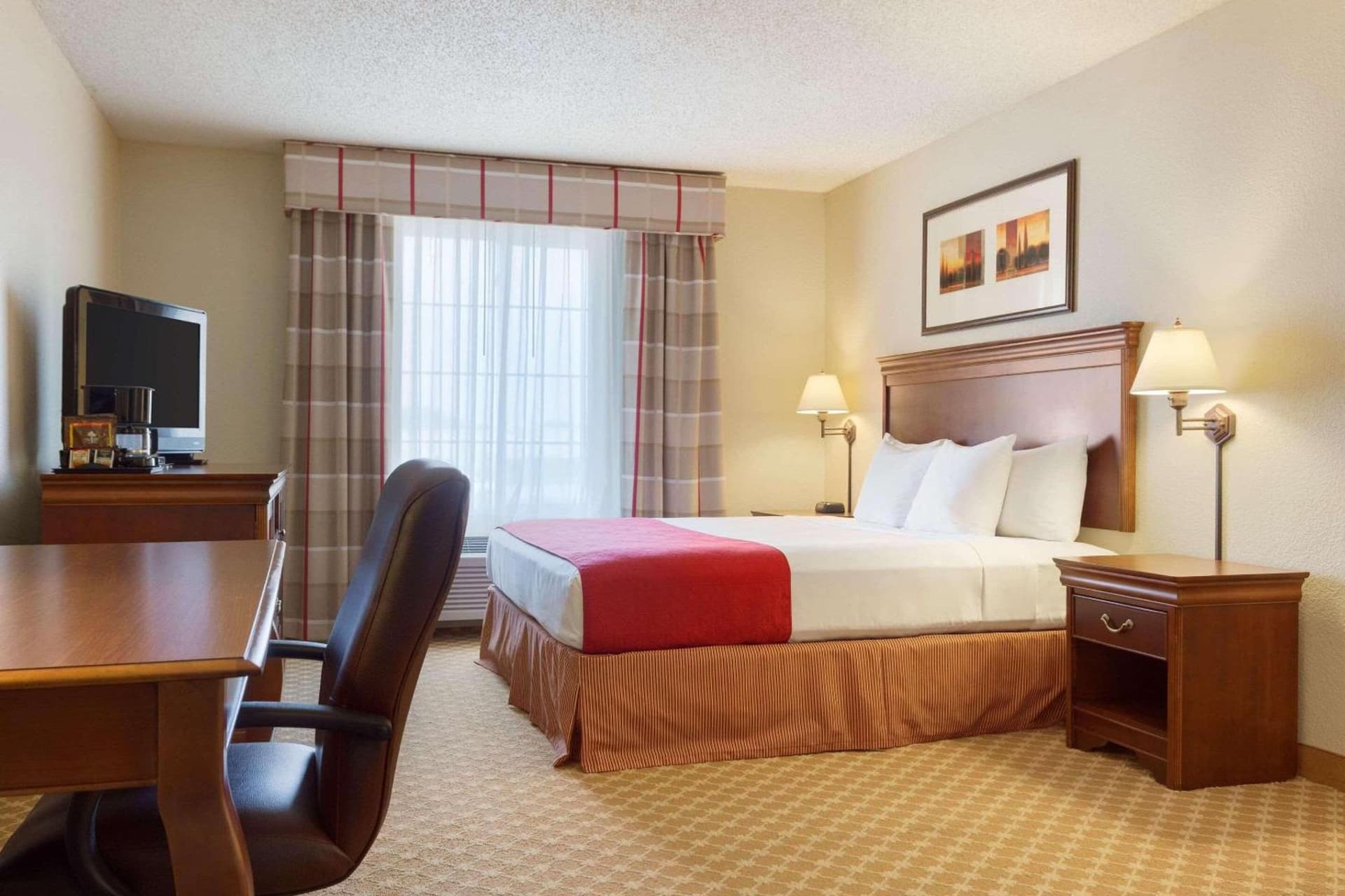 Country Inn & Suites by Radisson, Nevada, MO property views in Nevada, MO — gallery photo 3