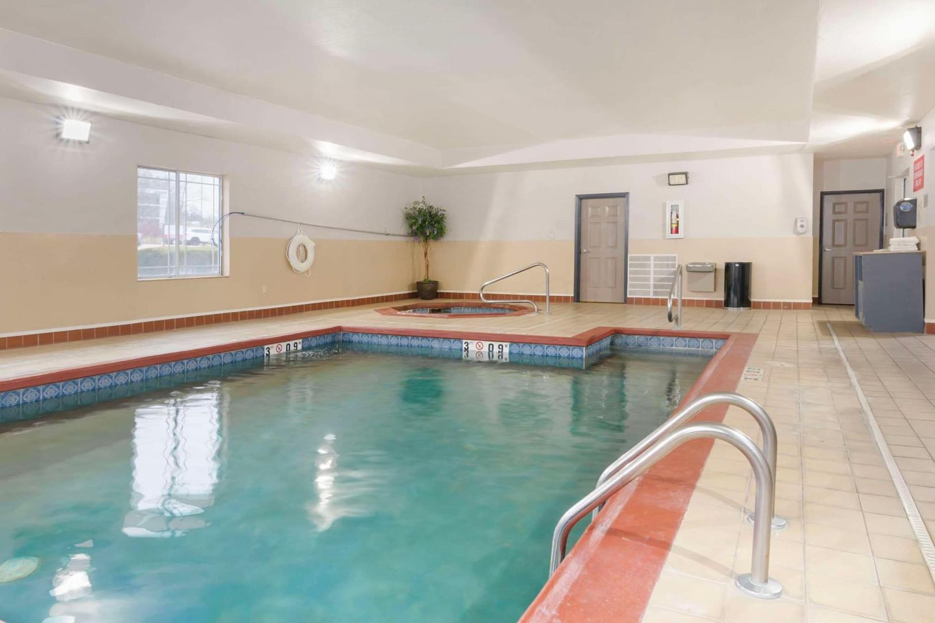 Country Inn & Suites by Radisson, Columbia, MO gallery photo in Columbia, MO — image 22