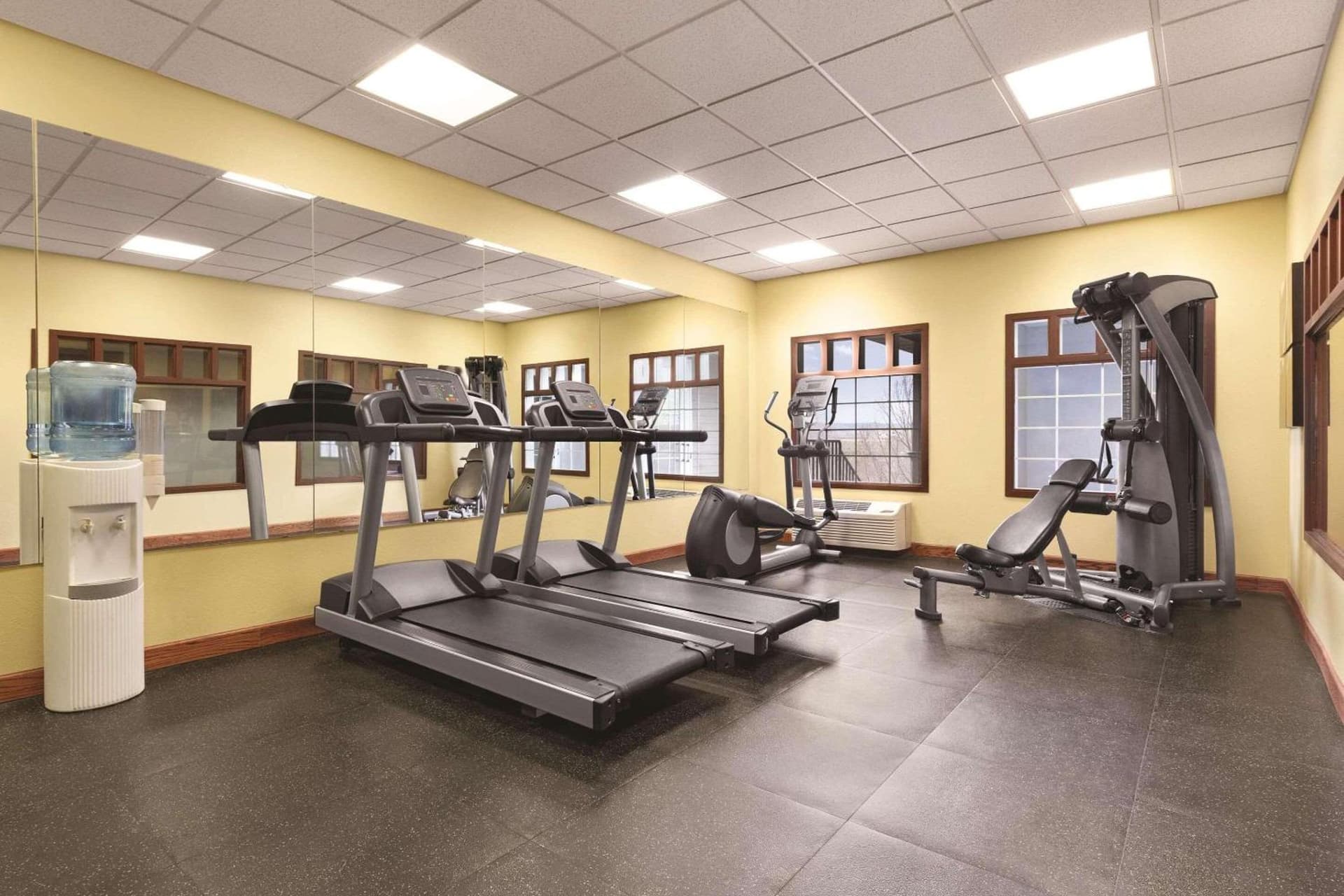 Country Inn & Suites by Radisson, Billings, MT gallery photo in Billings, MT — image 29