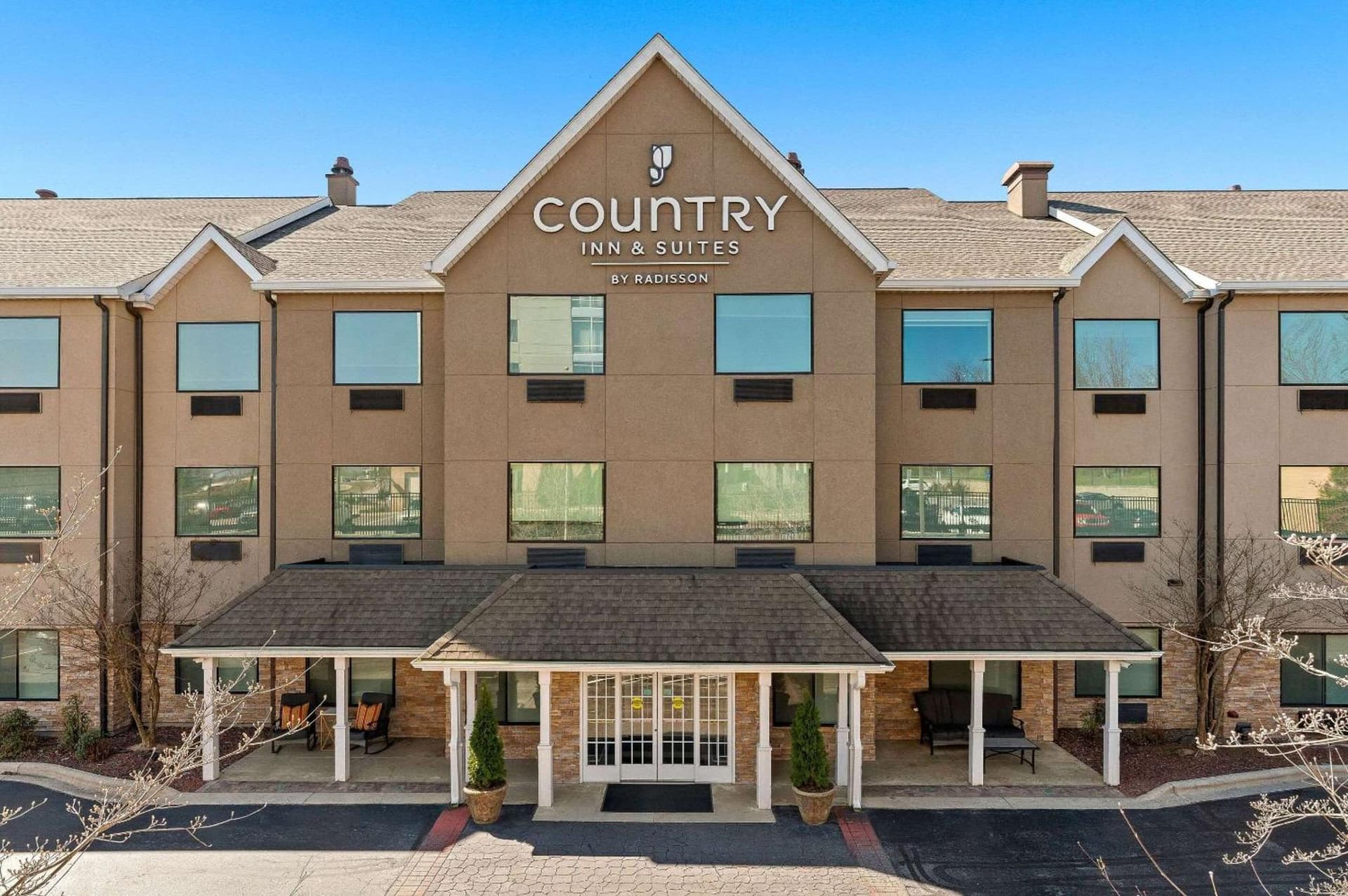 Country Inn & Suites by Radisson, Asheville - Outlet Mall featured exterior or lobby in Asheville, NC — similar hotel