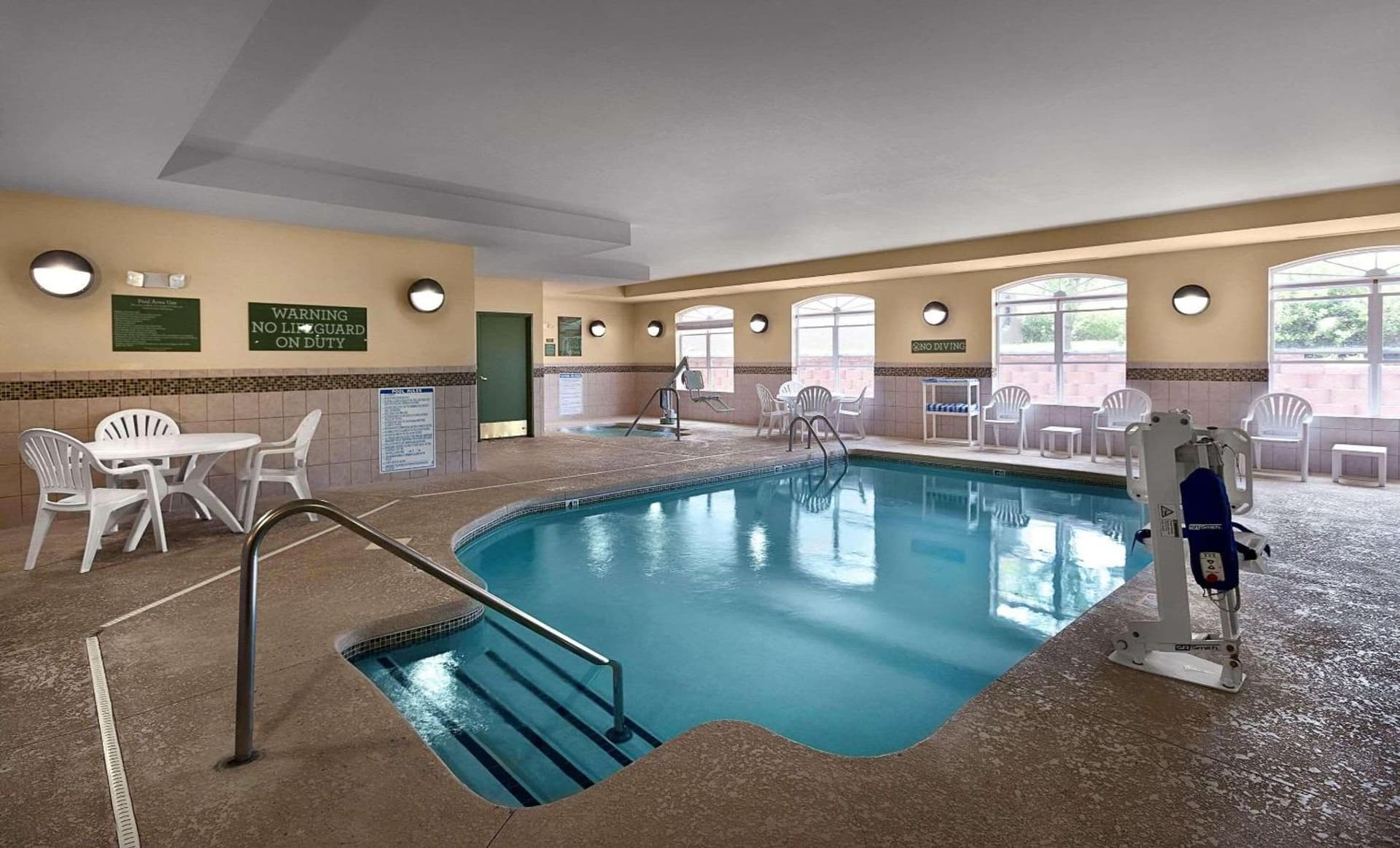 Comfort Inn & Suites Concord - Kannapolis gallery photo in Concord, NC — image 6