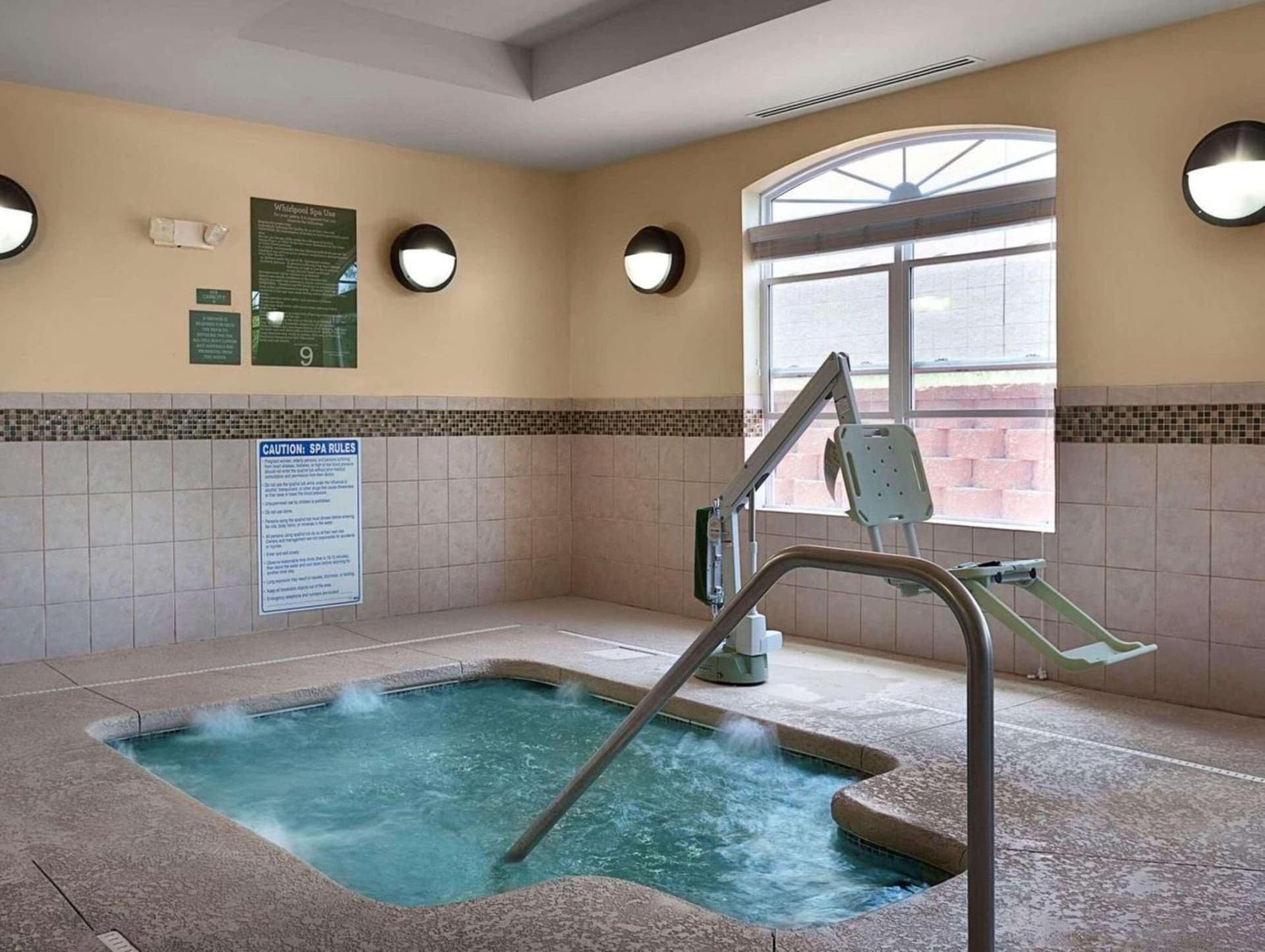 Comfort Inn & Suites Concord - Kannapolis property views in Concord, NC — gallery photo 3