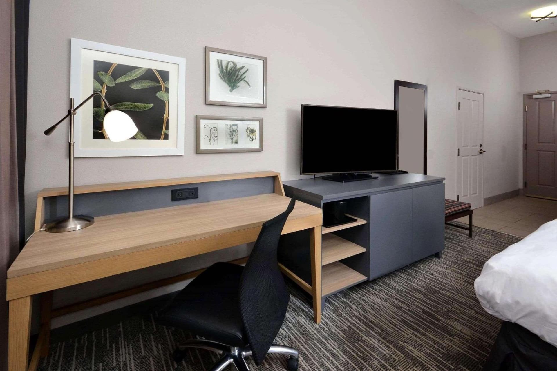 Country Inn & Suites by Radisson, Asheville West near Biltmore gallery photo in Asheville, NC — image 38