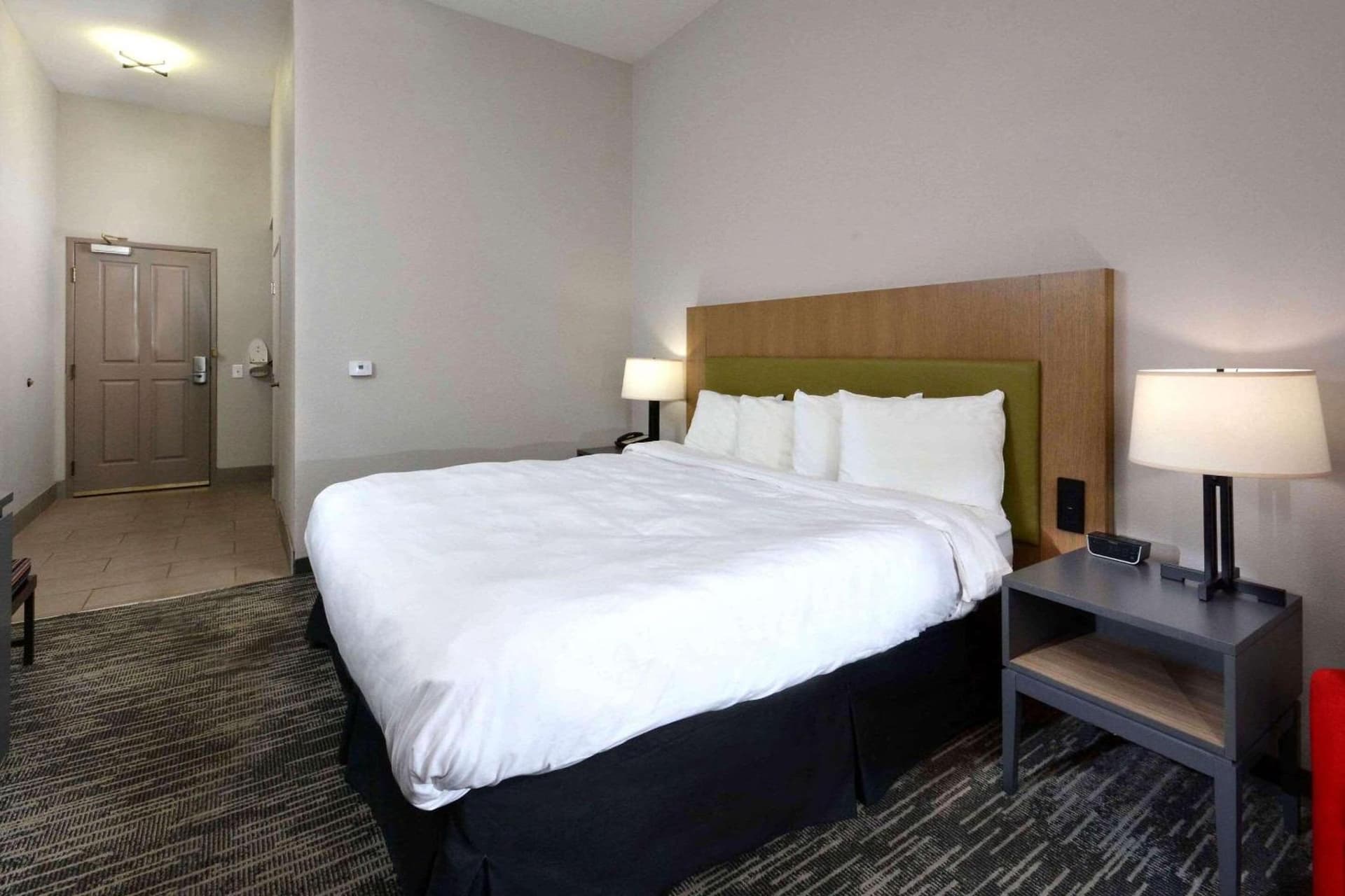Country Inn & Suites by Radisson, Asheville West near Biltmore gallery photo in Asheville, NC — image 9