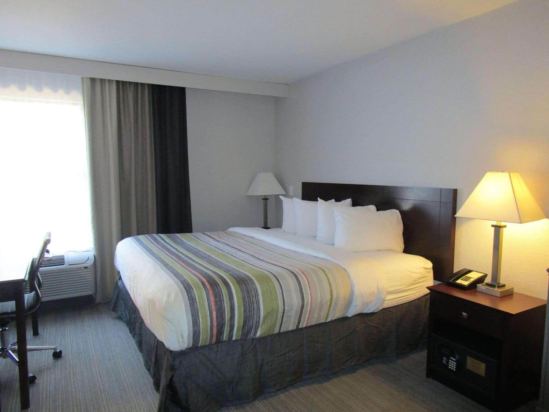 Country Inn & Suites by Radisson, Greenville, NC interior in Winterville, NC — gallery photo 2