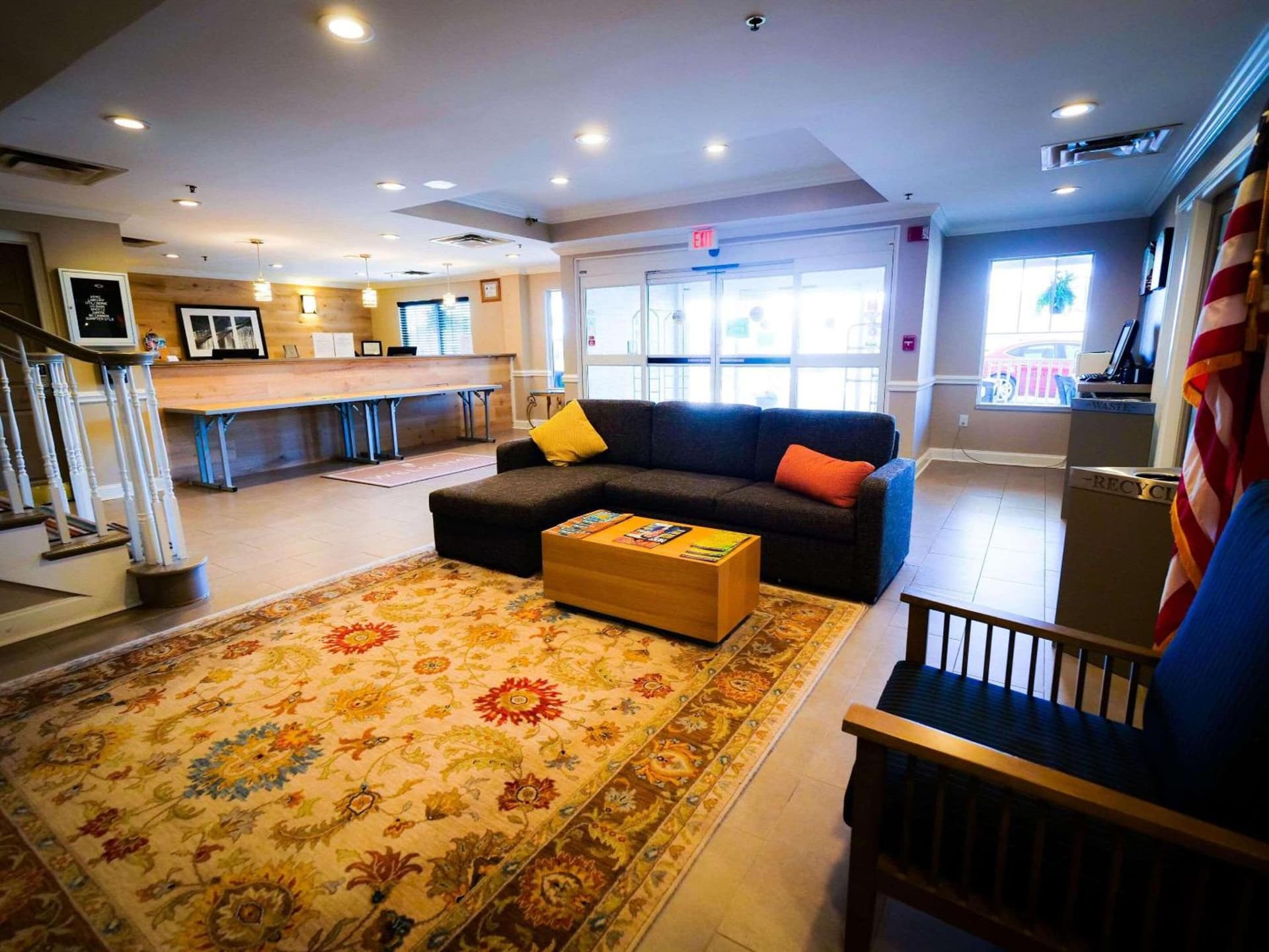 Country Inn & Suites by Radisson, Burlington Elon , NC gallery photo in Burlington, NC — image 4