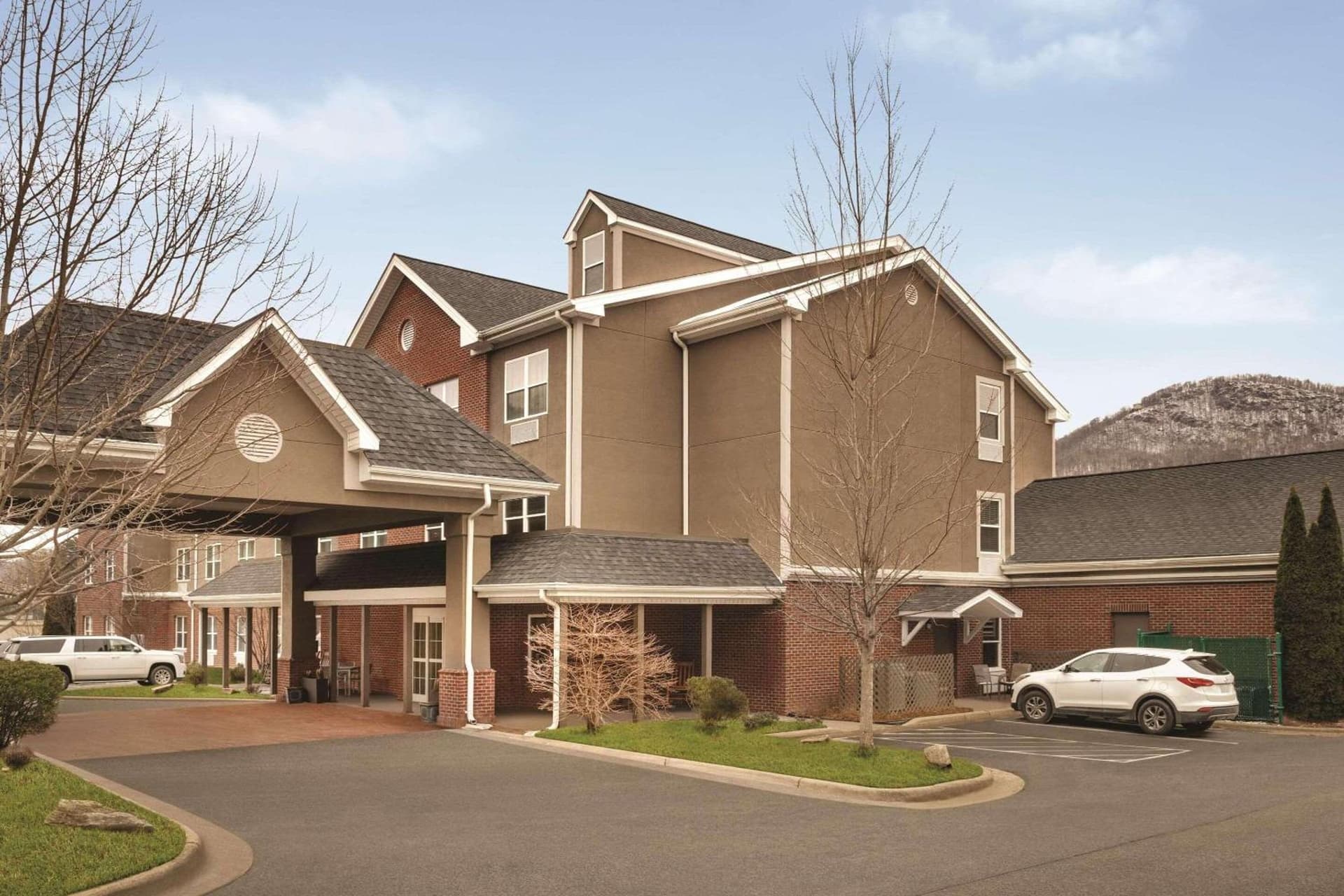 Country Inn & Suites by Radisson, Boone, NC property views in Boone, NC — gallery photo 3