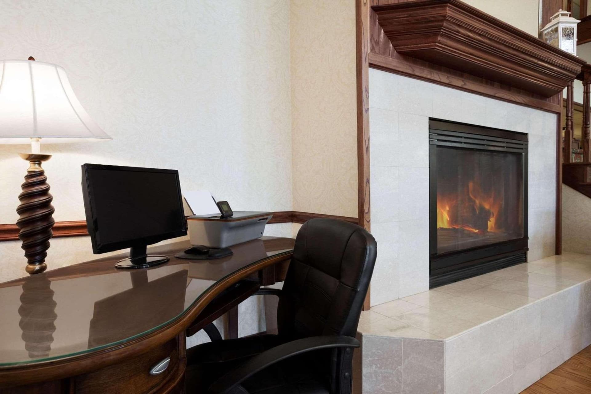Country Inn & Suites by Radisson Bismarck Waterpark gallery photo in Bismarck, ND — image 20
