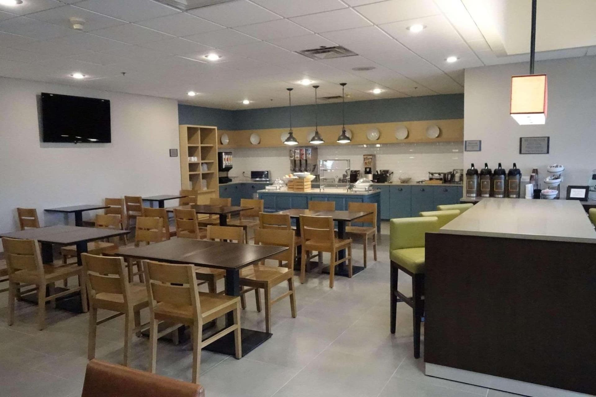Country Inn & Suites by Radisson, Sidney, NE interior in Sidney, NE — gallery photo 2