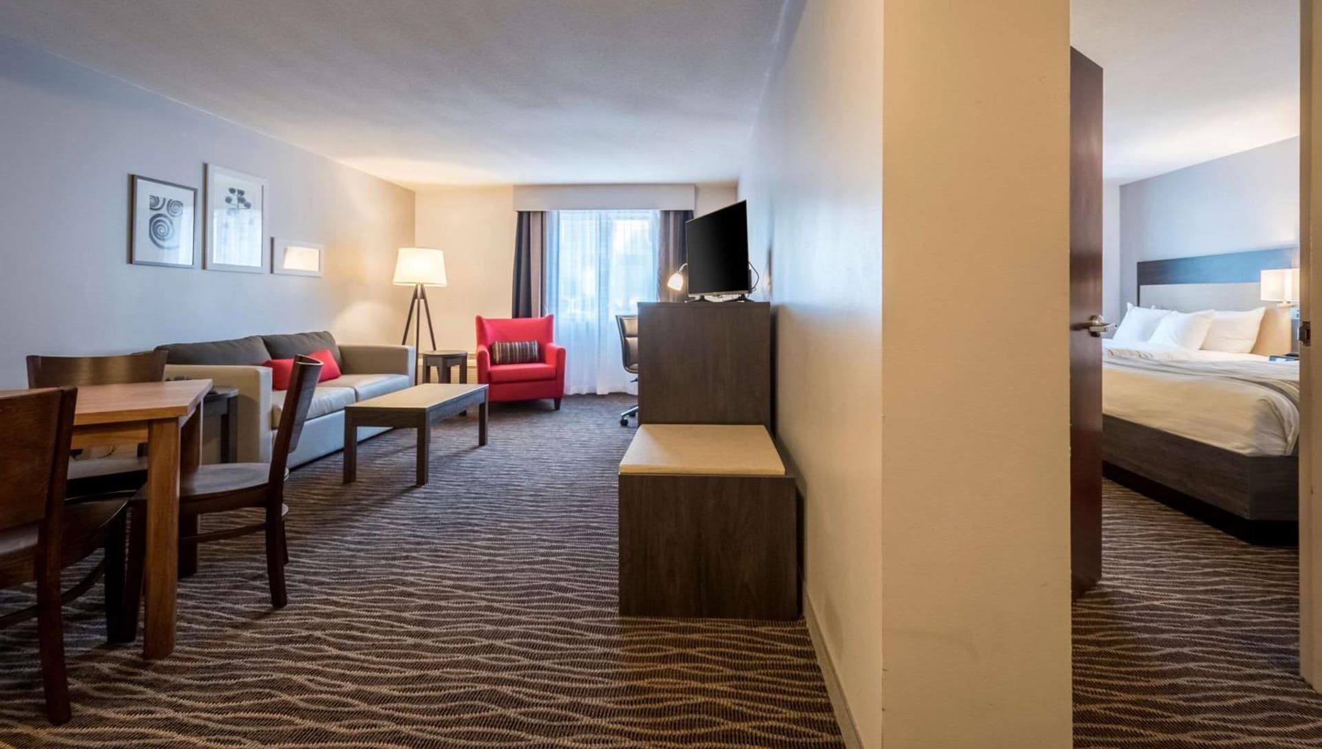 Country Inn & Suites by Radisson, Rochester-Pittsford-Brighton, NY gallery photo in Rochester, NY — image 25