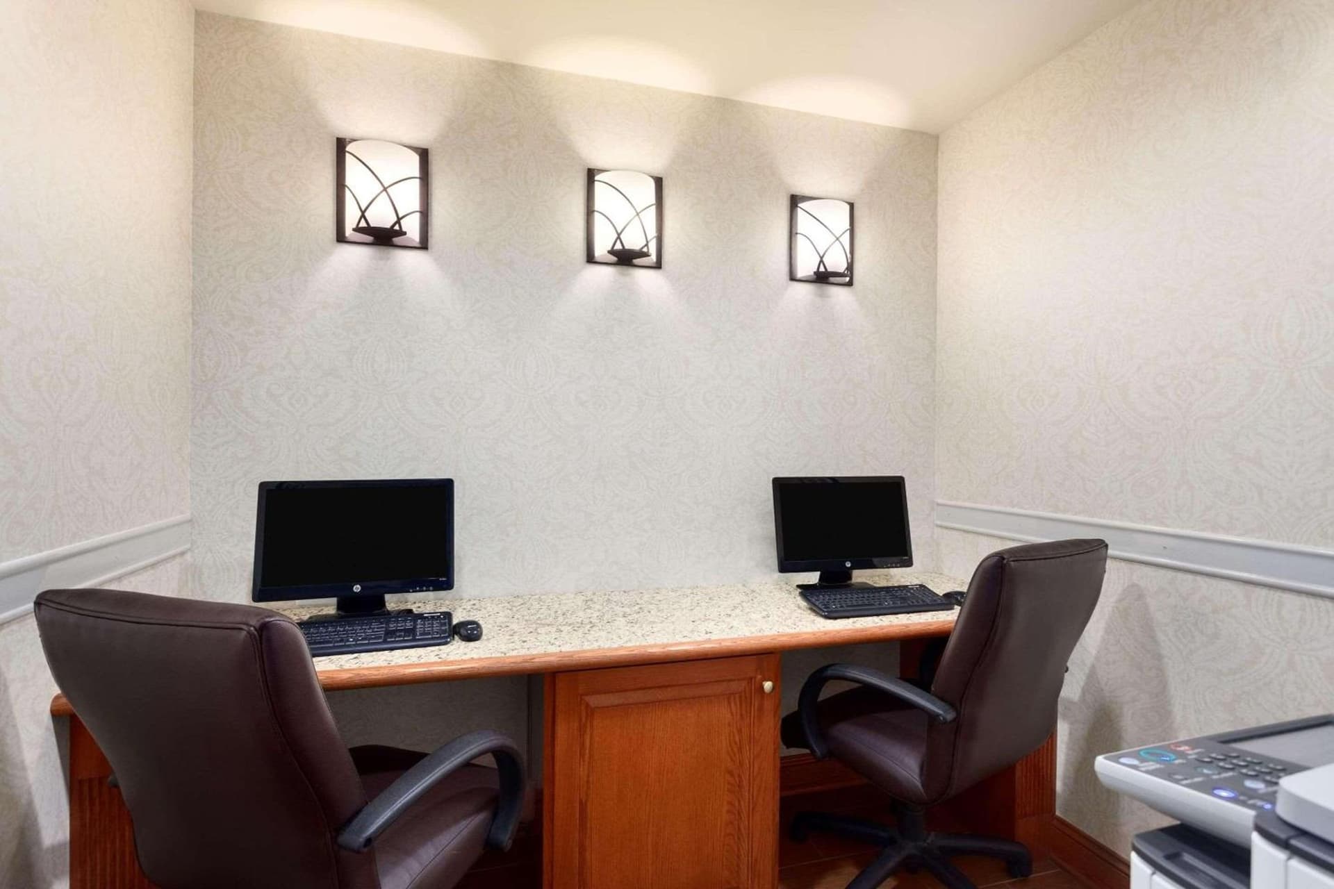 Country Inn & Suites by Radisson, Buffalo South I-90, NY gallery photo in West Seneca — image 21