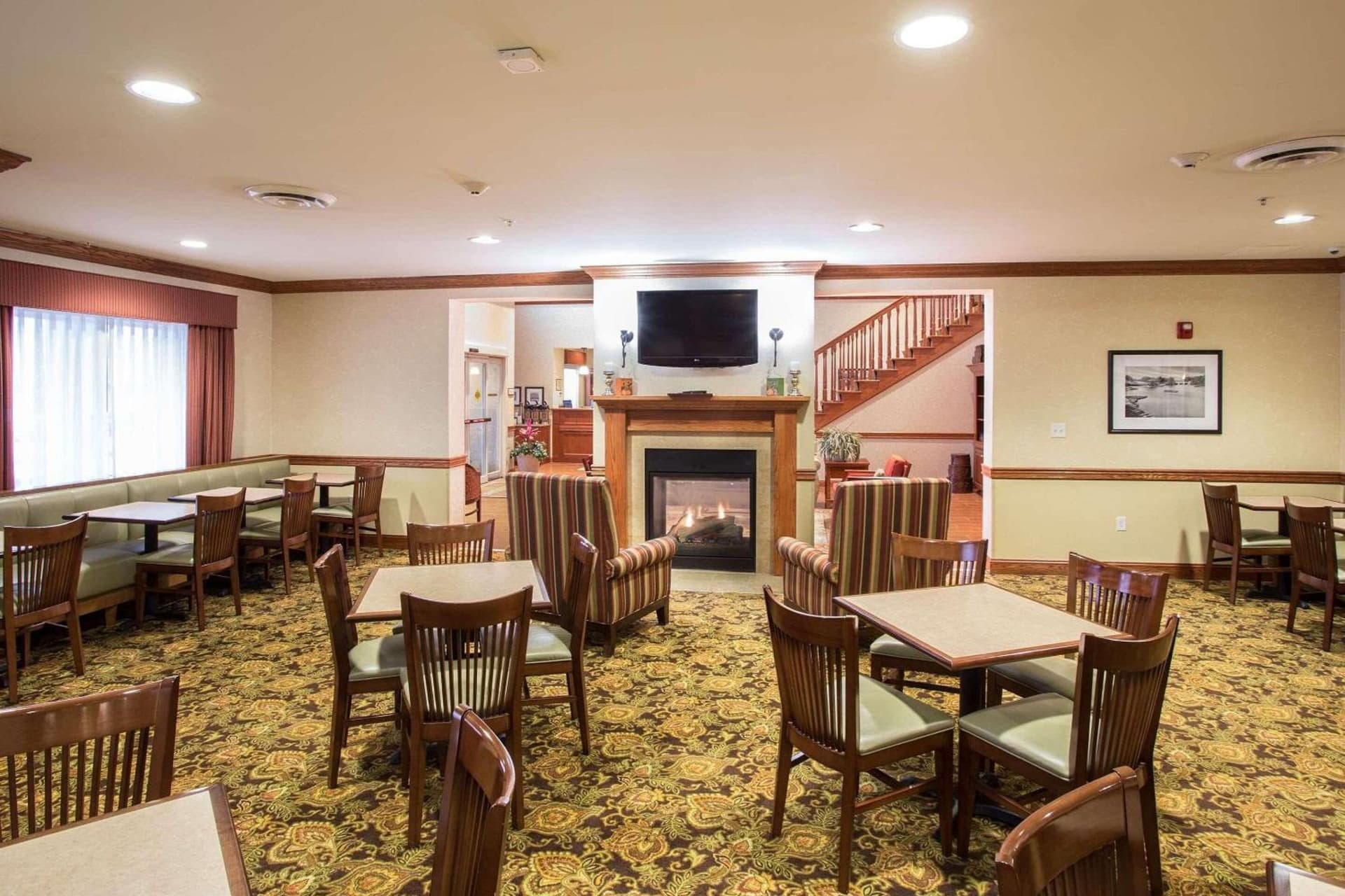 Country Inn & Suites by Radisson, Buffalo South I-90, NY gallery photo in West Seneca — image 18