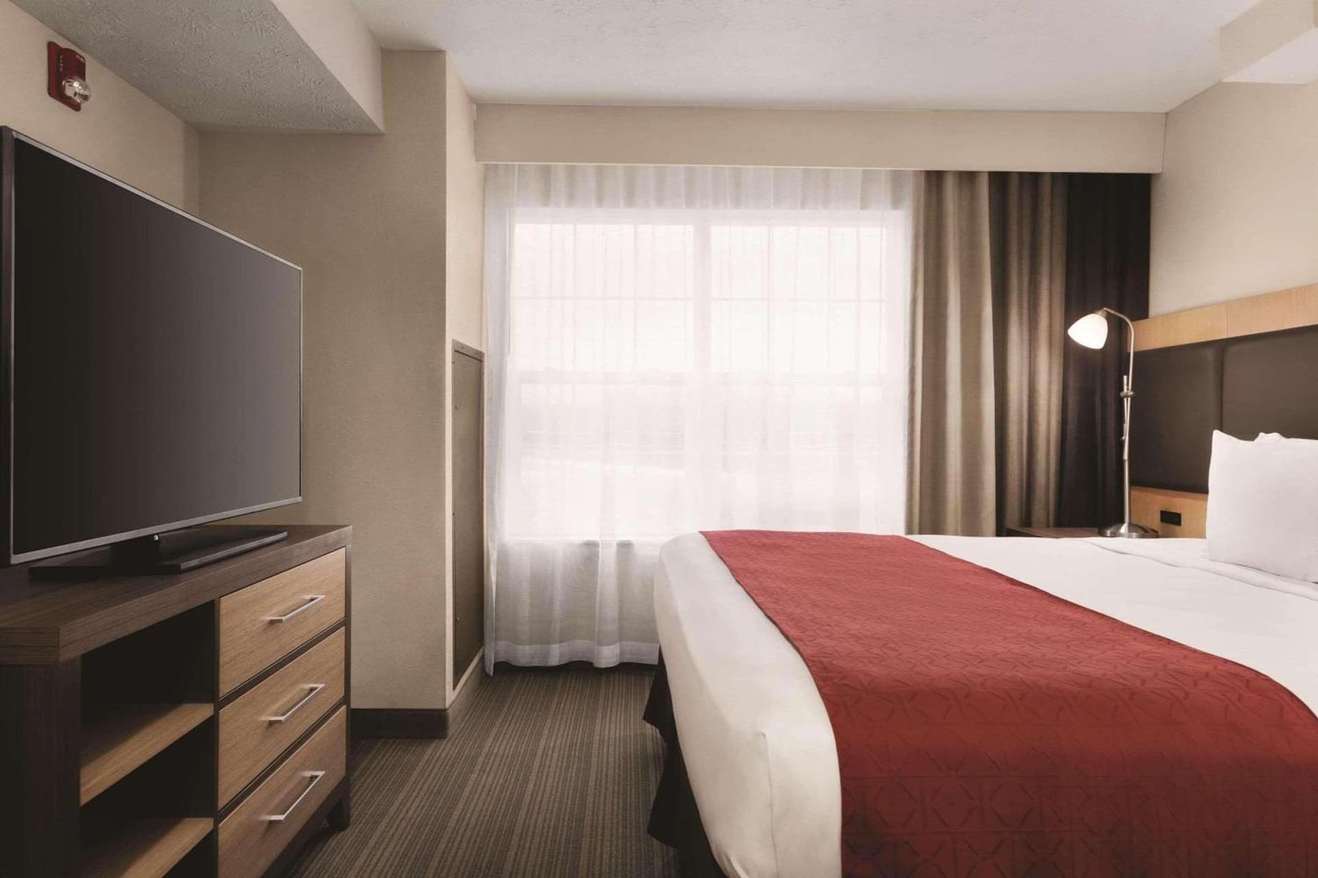 Country Inn & Suites by Radisson, Beavercreek-Dayton gallery photo in Fairborn, OH — image 64
