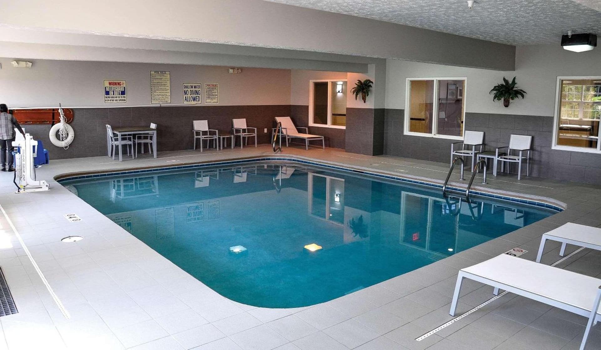 Country Inn & Suites by Radisson, Beavercreek-Dayton gallery photo in Fairborn, OH — image 43