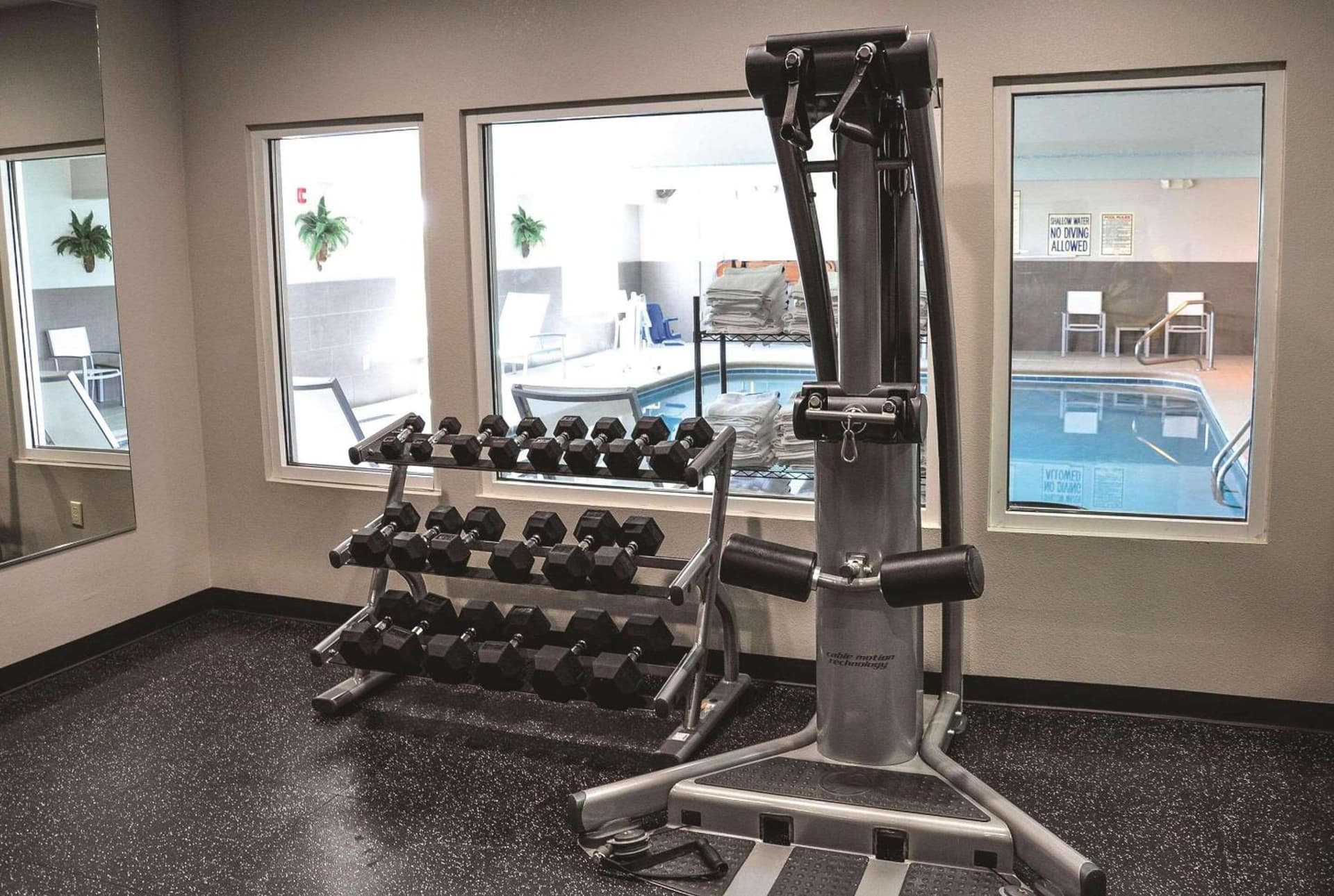 Country Inn & Suites by Radisson, Beavercreek-Dayton gallery photo in Fairborn, OH — image 72