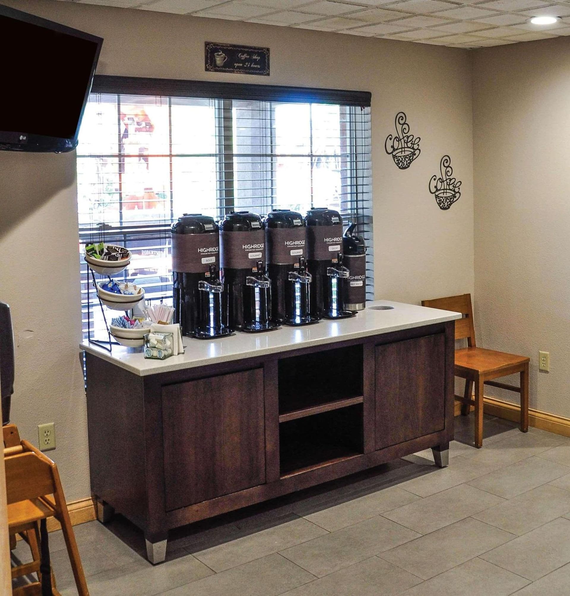 Country Inn & Suites by Radisson, Beavercreek-Dayton gallery photo in Fairborn, OH — image 75