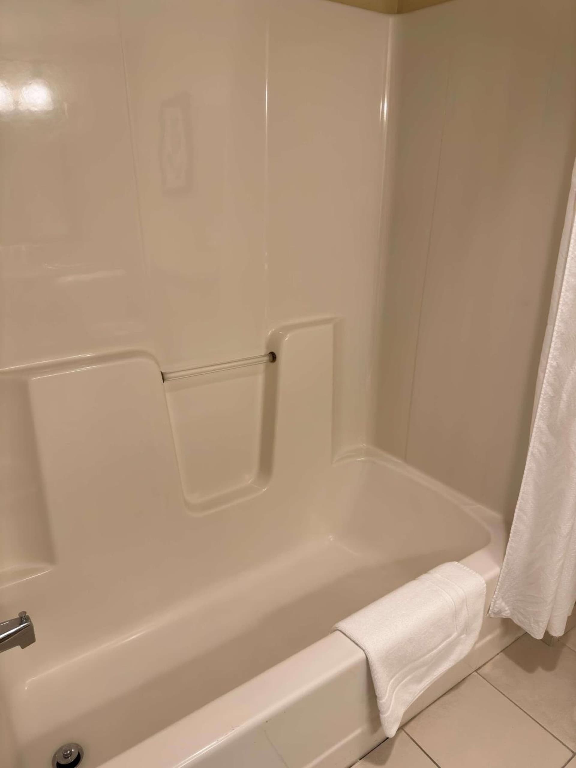 Country Inn & Suites by Radisson, Macedonia, OH gallery photo in Macedonia, OH — image 33