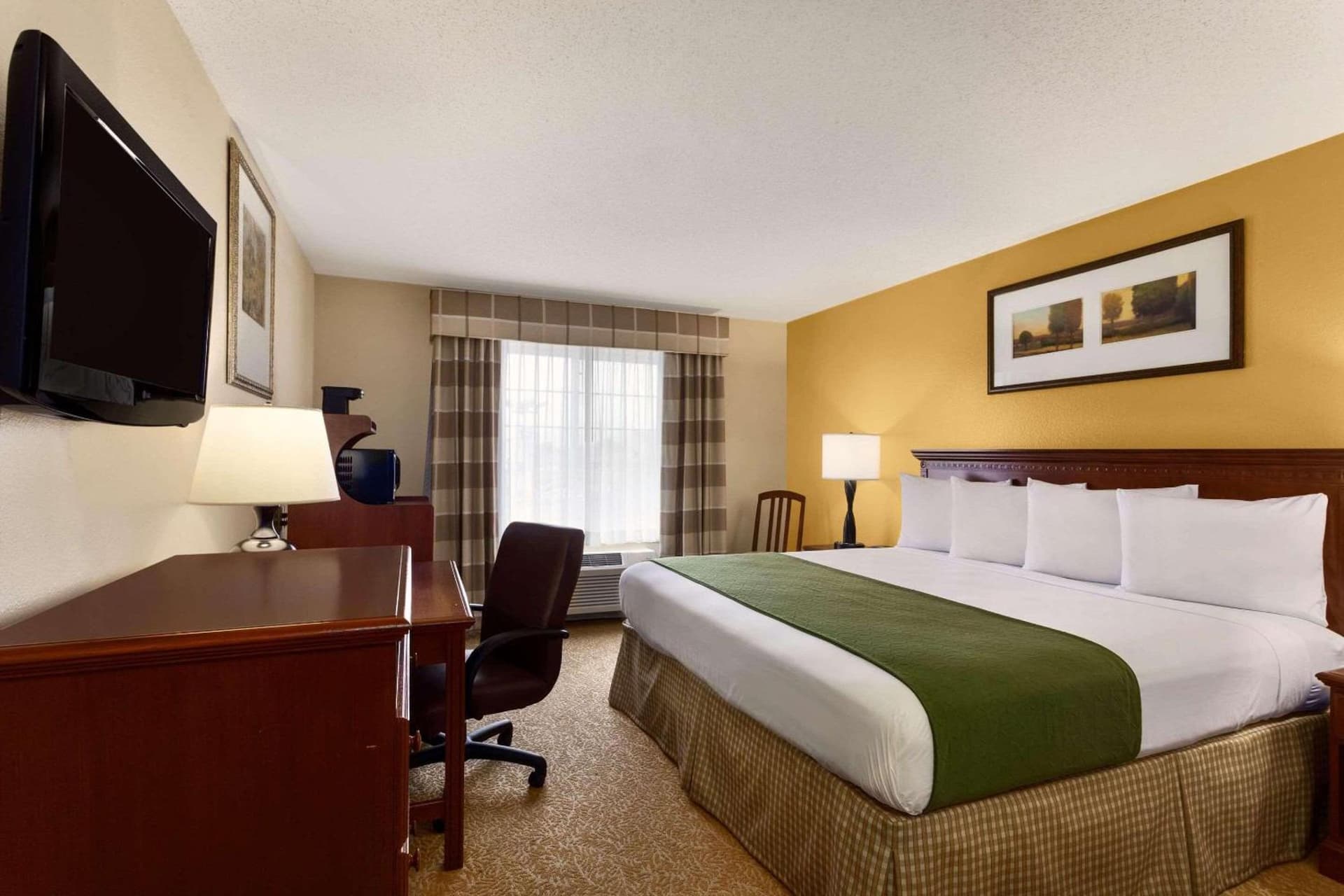 Country Inn & Suites by Radisson, Marion, OH property views in Marion, OH — gallery photo 3