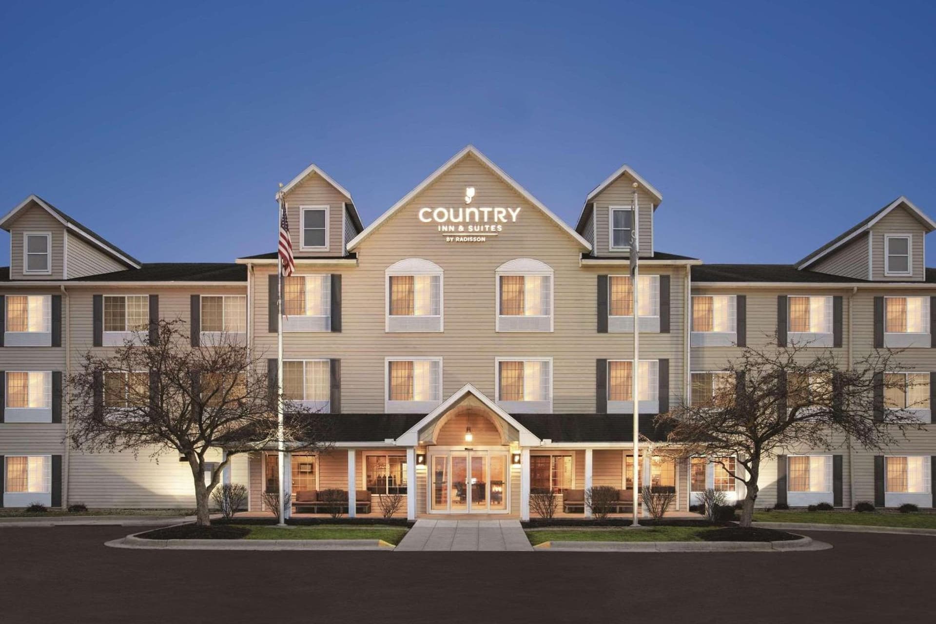 Country Inn & Suites by Radisson, Springfield, OH featured exterior or lobby in Springfield, OH — similar hotel