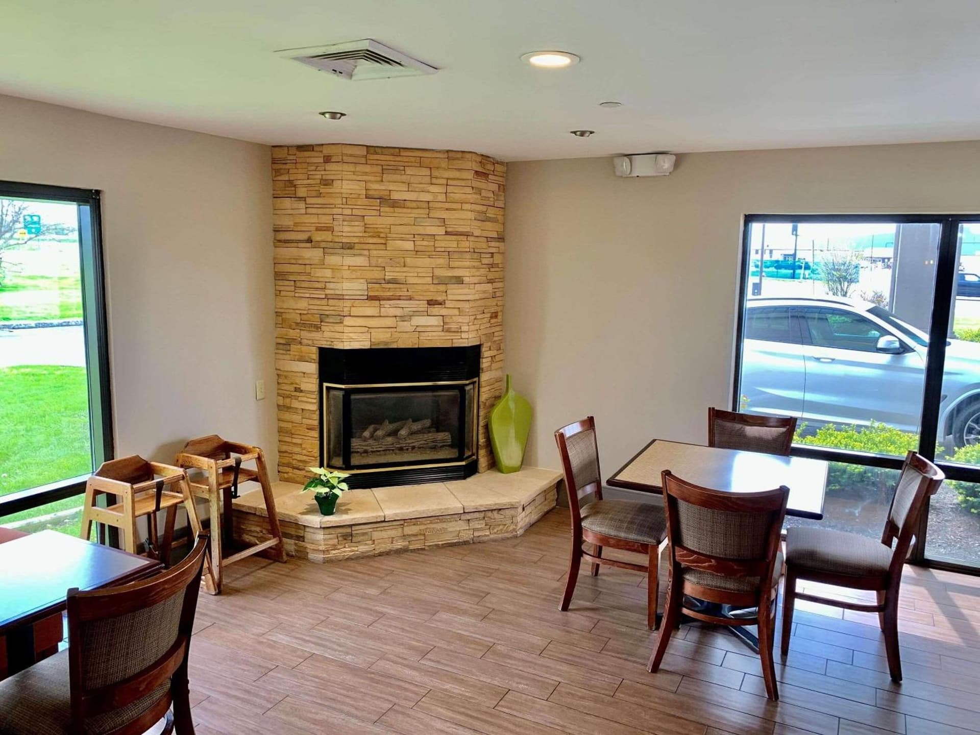 Country Inn & Suites by Radisson, Sandusky South, OH gallery photo in Milan, OH — image 17
