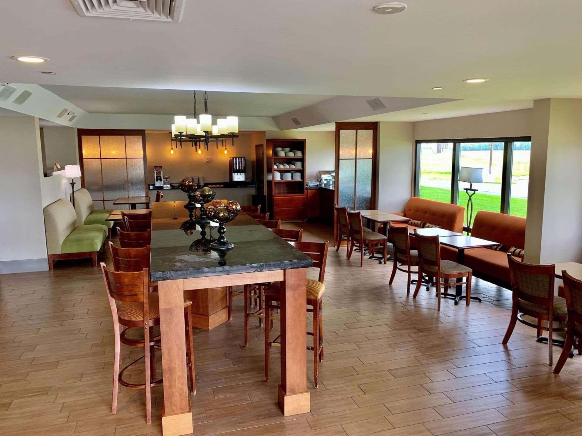 Country Inn & Suites by Radisson, Sandusky South, OH gallery photo in Milan, OH — image 15