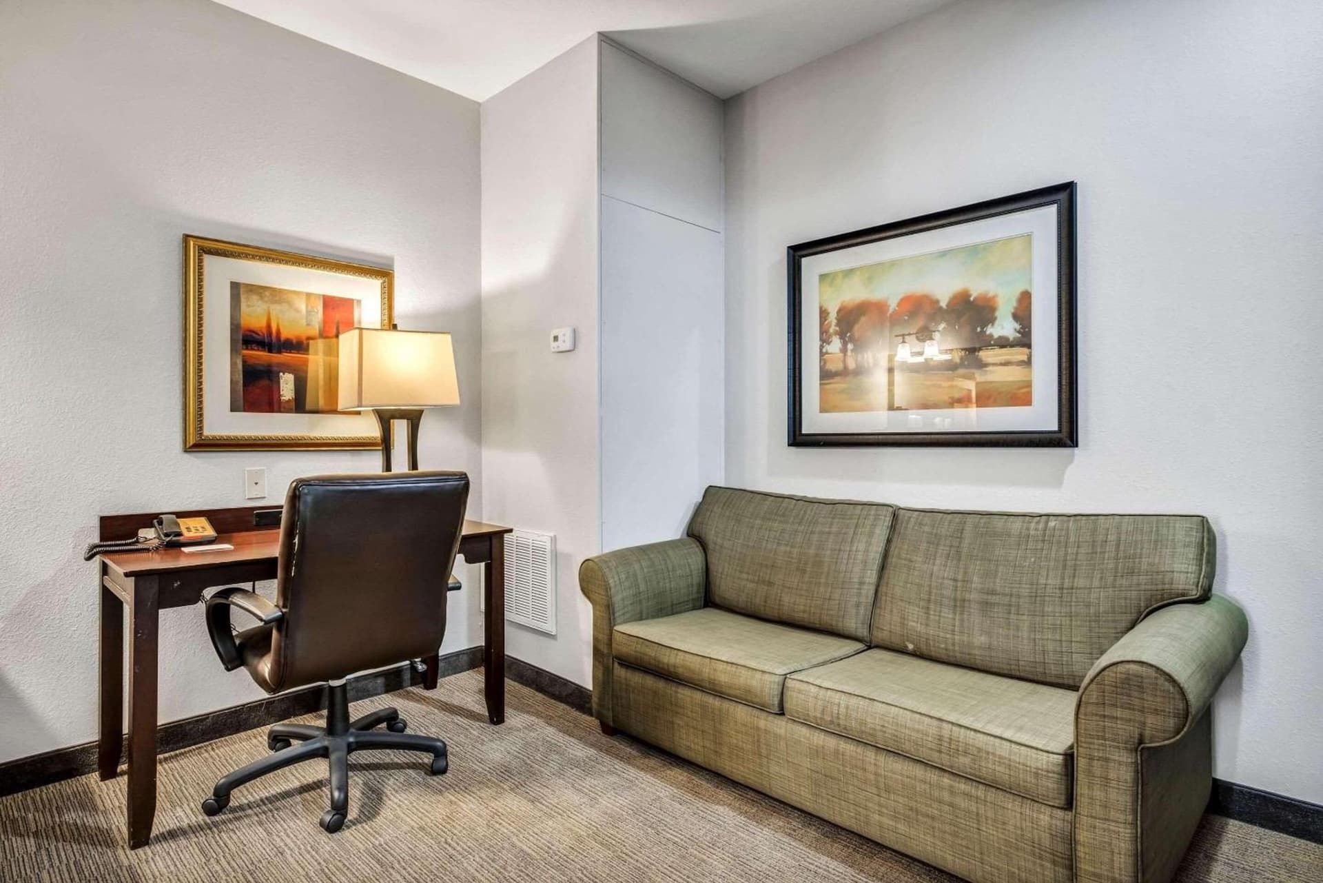 Country Inn & Suites by Radisson, Oklahoma City at Northwest Expressway, OK gallery photo in Oklahoma City, OK — image 33