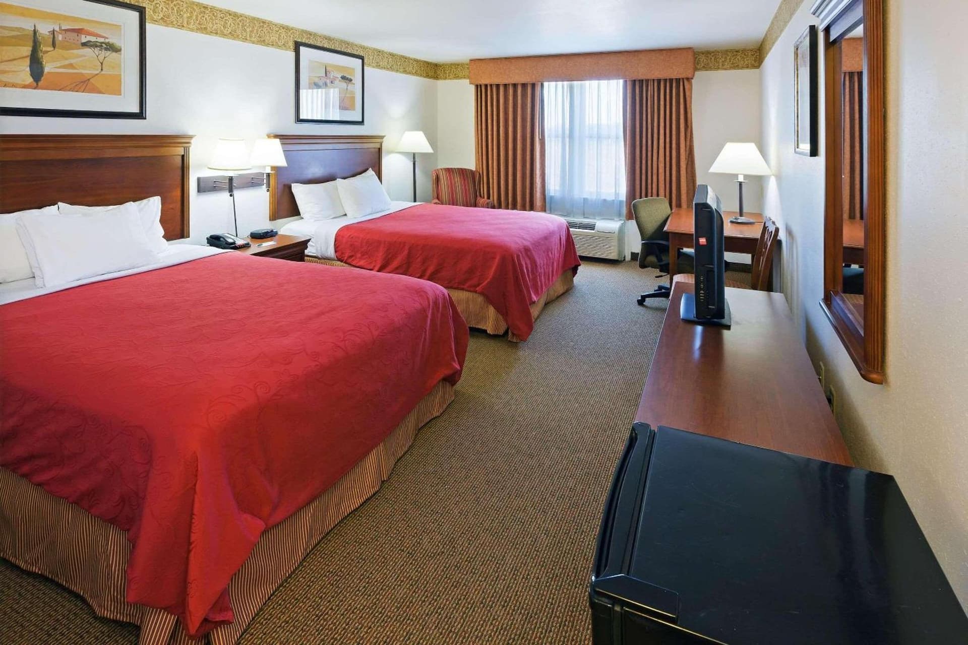 Country Inn & Suites by Radisson, Chambersburg, PA gallery photo in Chambersburg, PA — image 8