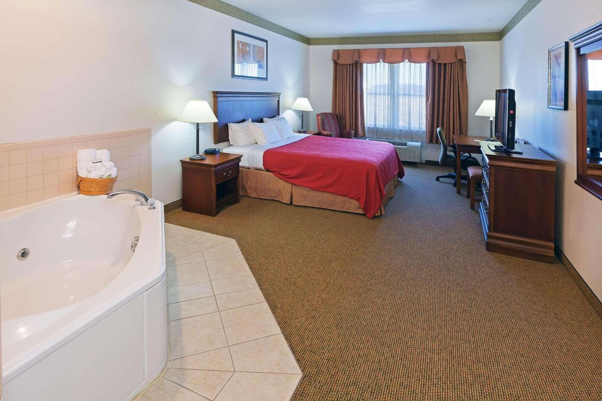 Country Inn & Suites by Radisson, Chambersburg, PA gallery photo in Chambersburg, PA — image 24