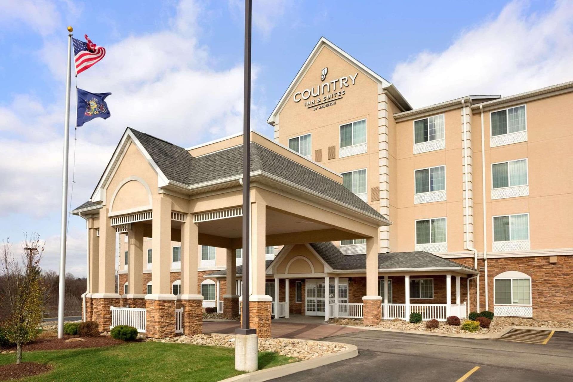 Spark by Hilton Washington Meadowlands Blvd featured exterior or lobby in Washington, PA — similar hotel