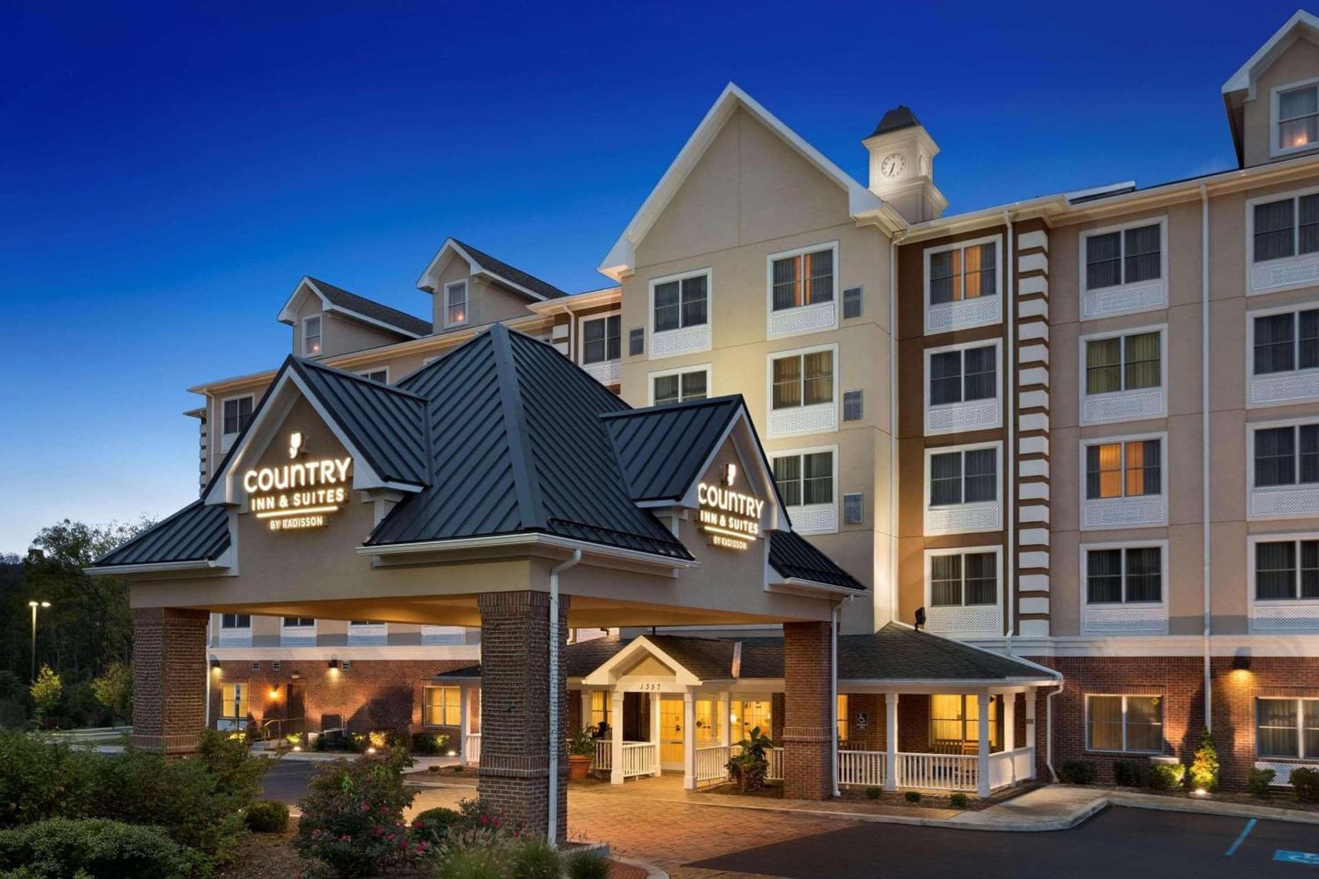 Country Inn & Suites by Radisson, State College Penn State Area , PA featured exterior or lobby in State College, PA — similar hotel