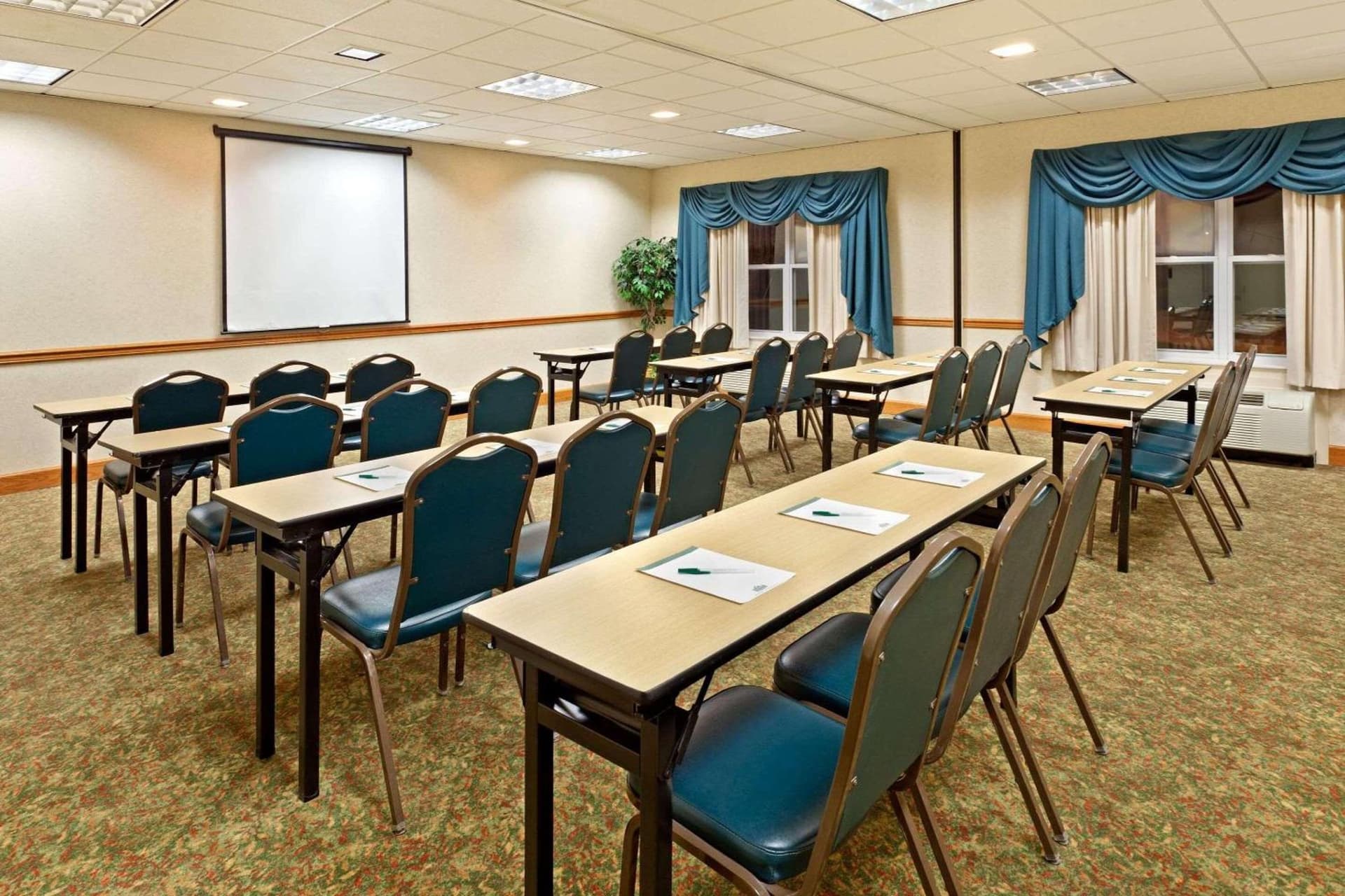Country Inn & Suites by Radisson, York, PA gallery photo in York, PA — image 22