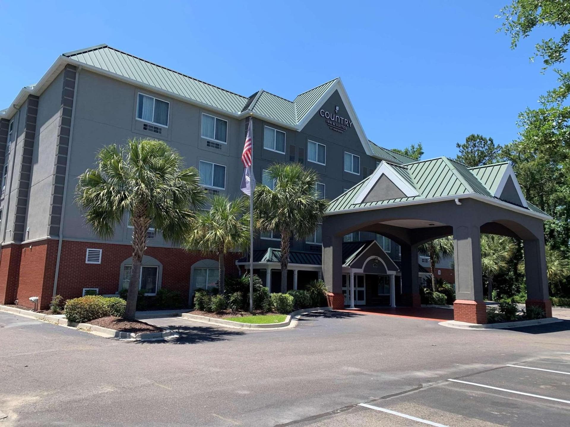 Country Inn & Suites By Radisson, Charleston North, SC interior in Charleston, SC — gallery photo 2