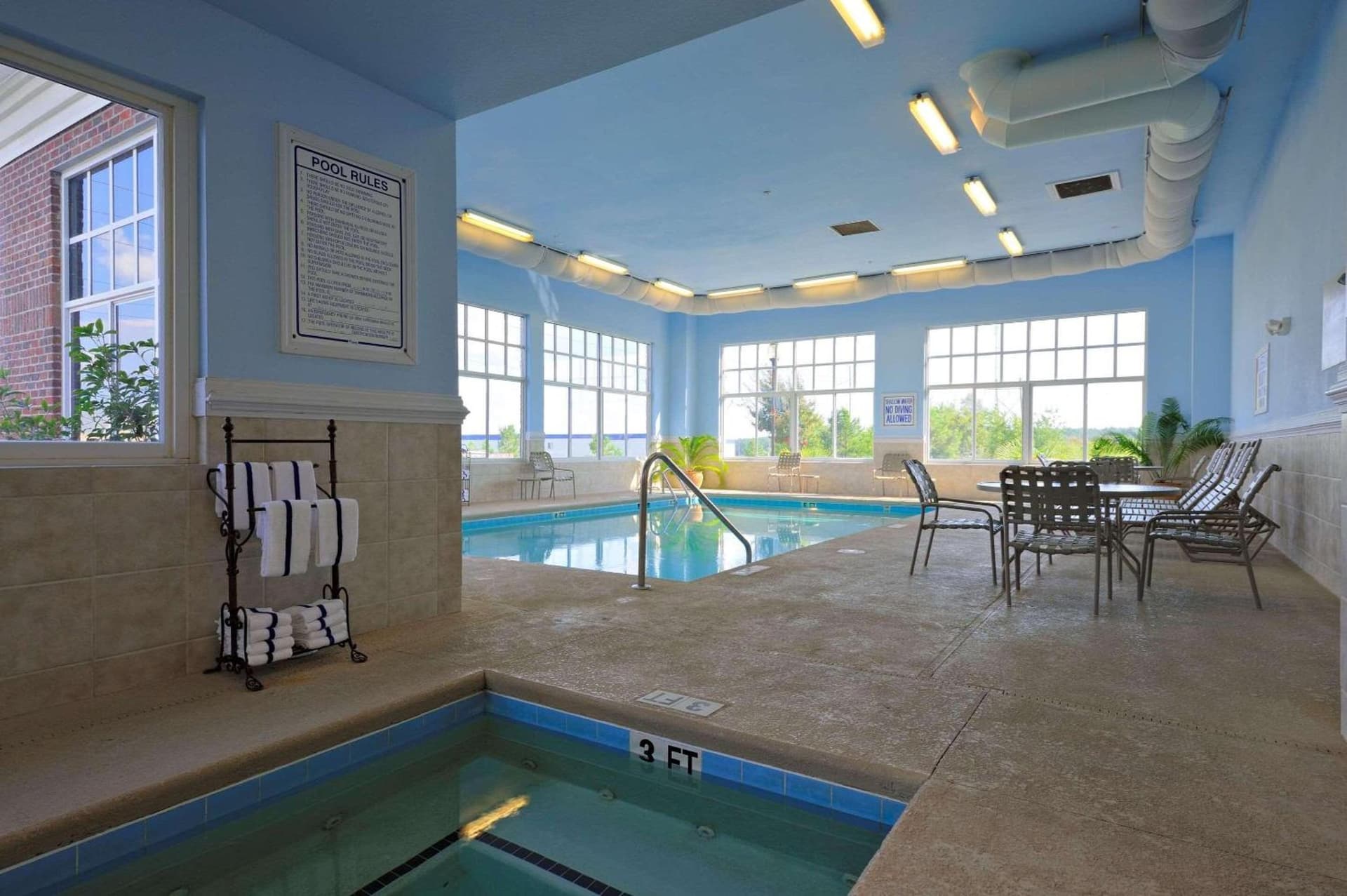 Spark by Hilton Orangeburg interior in Orangeburg, SC — gallery photo 2