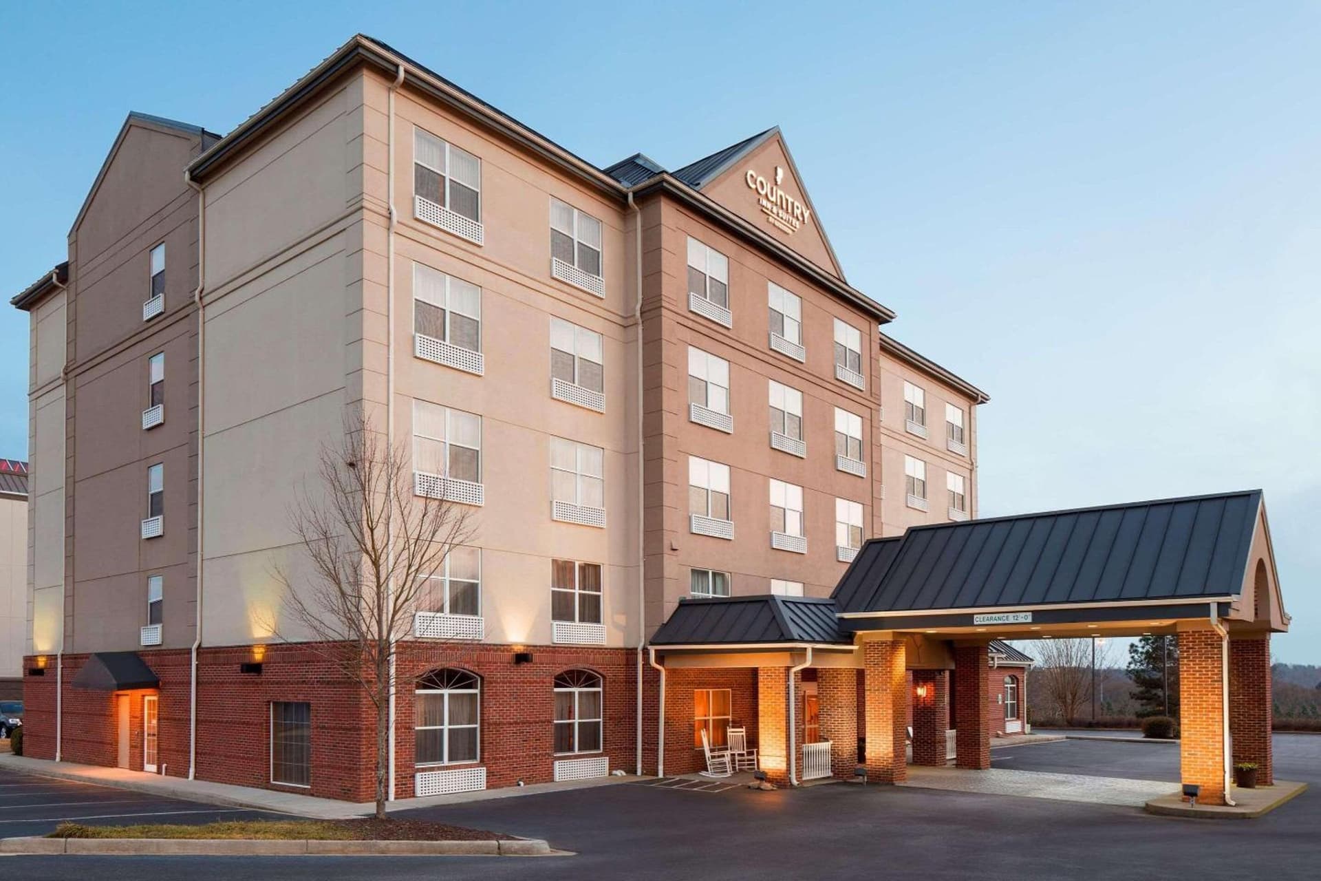 Country Inn & Suites by Radisson, Anderson, SC featured exterior or lobby in Anderson, SC — similar hotel