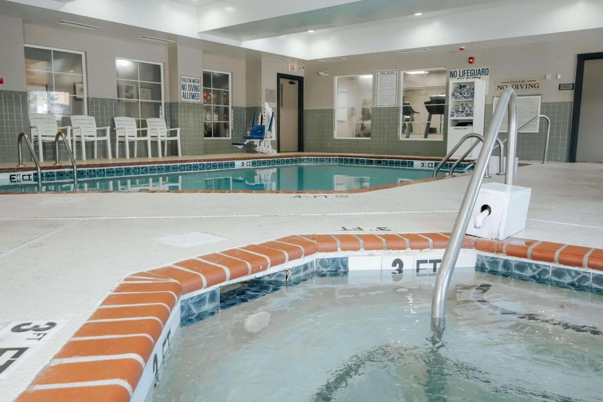 Country Inn & Suites by Radisson, Myrtle Beach, SC interior in Myrtle Beach, SC — gallery photo 2
