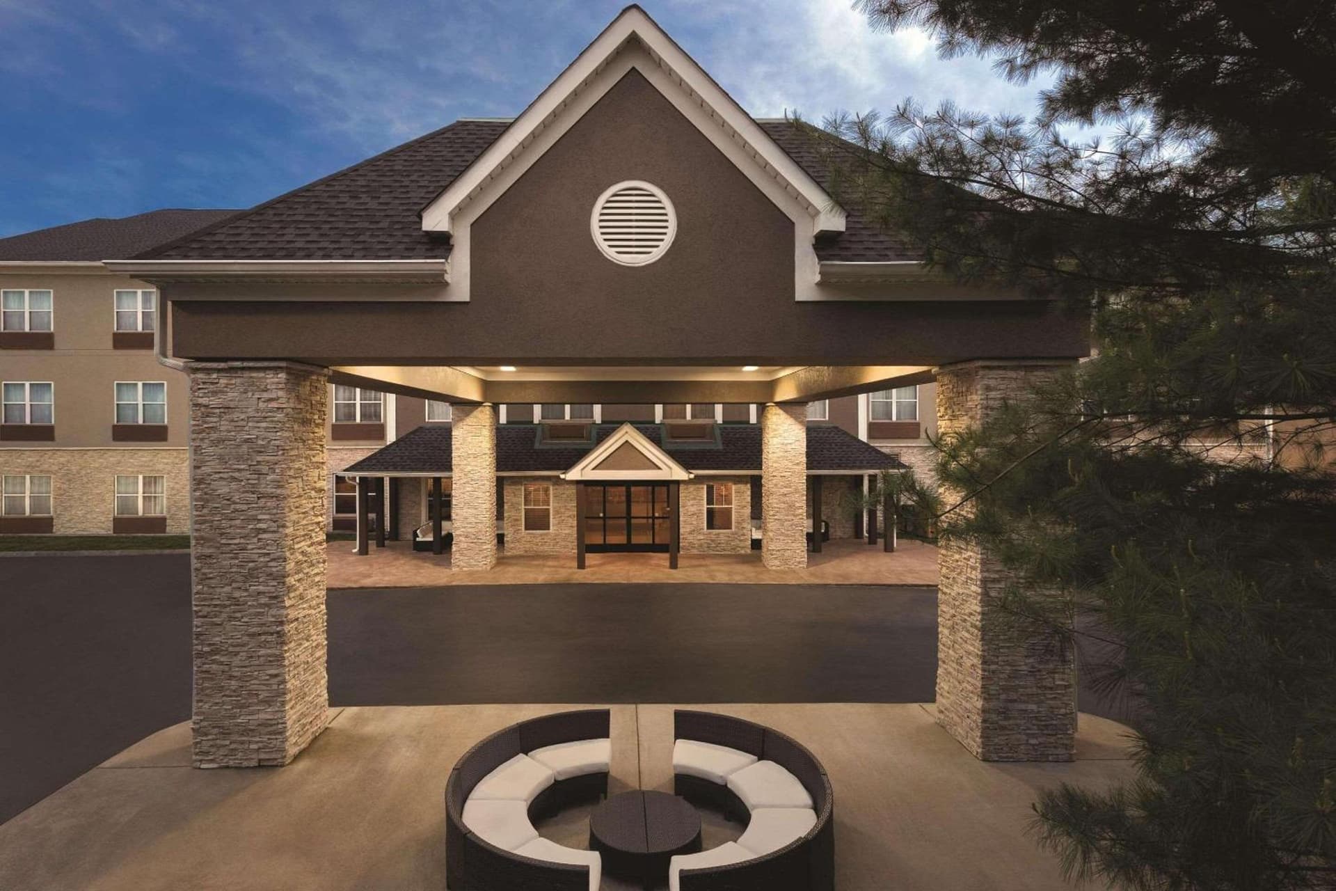 Country Inn & Suites by Radisson, Nashville Airport East, TN gallery photo in Nashville, TN — image 23