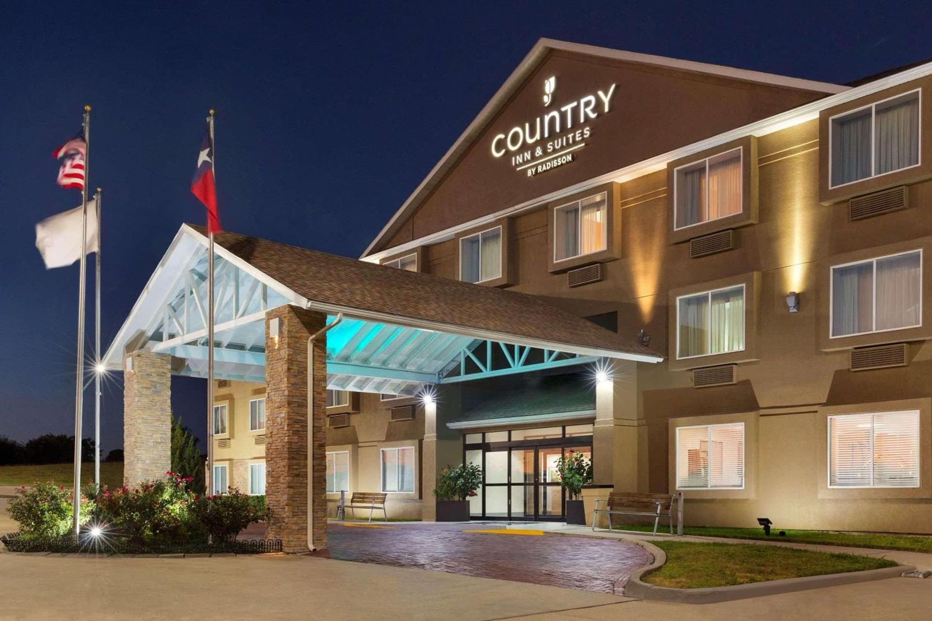 Country Inn & Suites by Radisson, Fort Worth West l-30 NAS JRB featured exterior or lobby in Fort Worth, TX — similar hotel